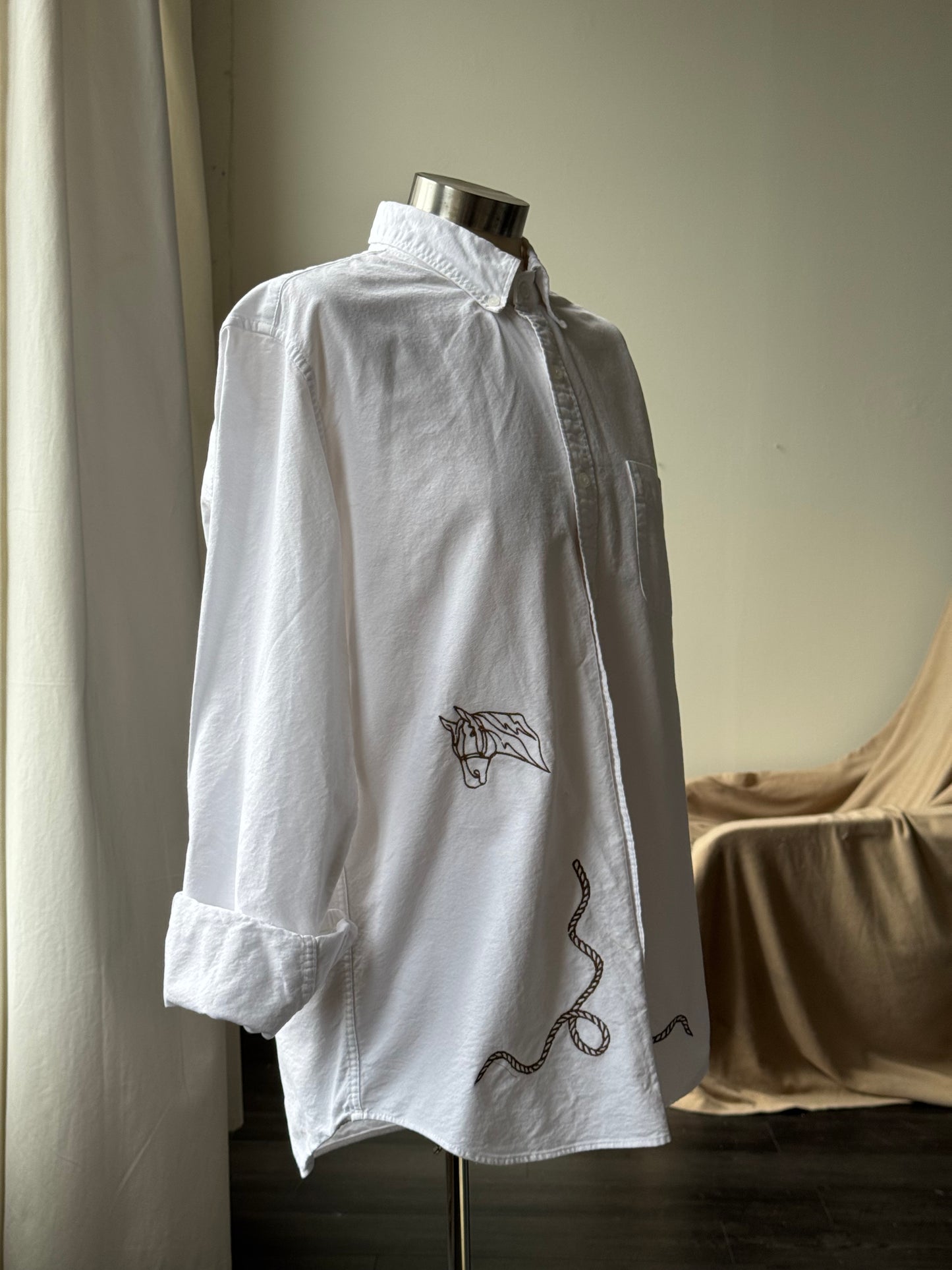Jaxson Handcrafted Embroidered Button Down In White