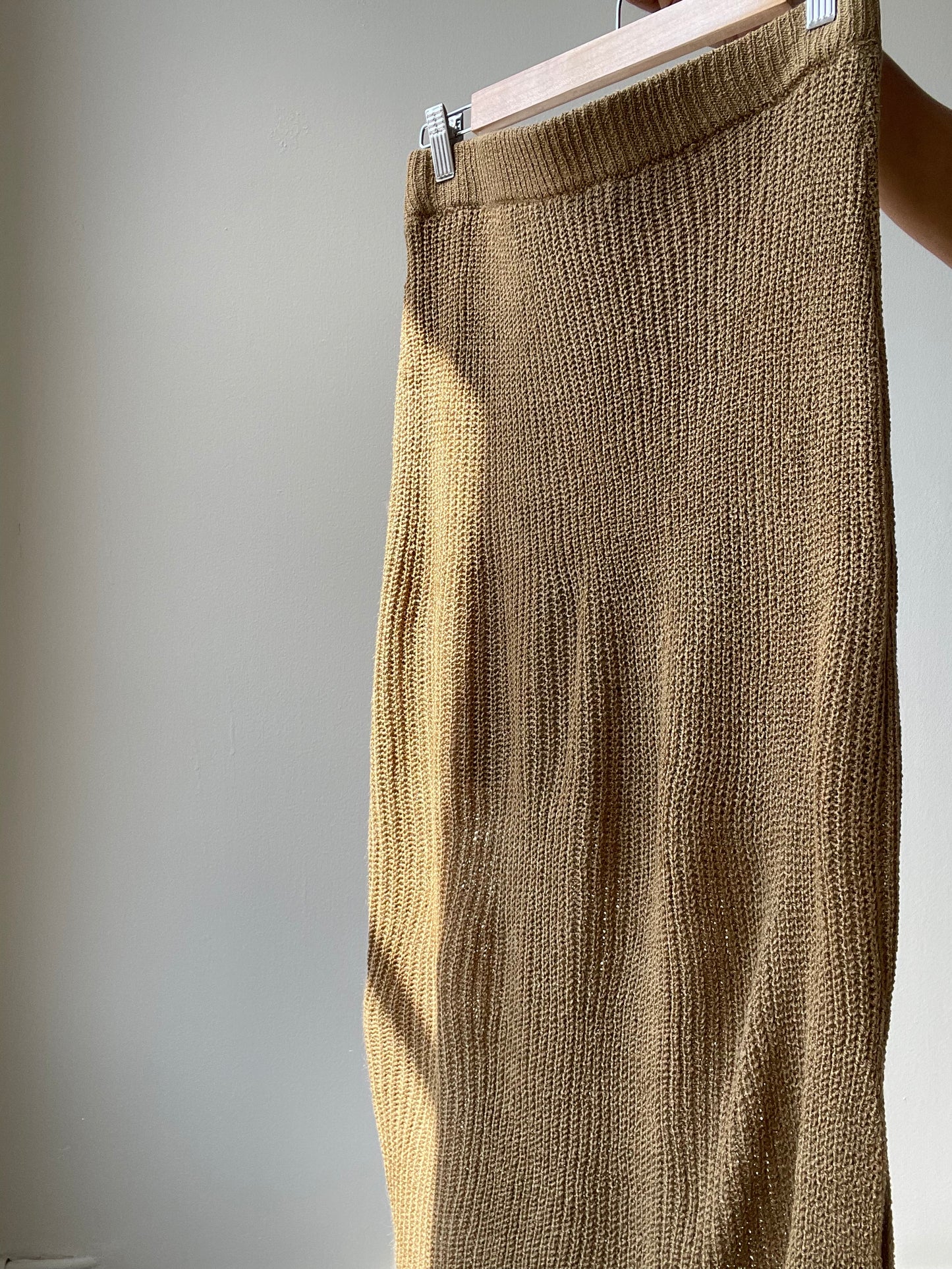 Ingrid Classic Side Slit Lightweight Sweater Skirt In Olive
