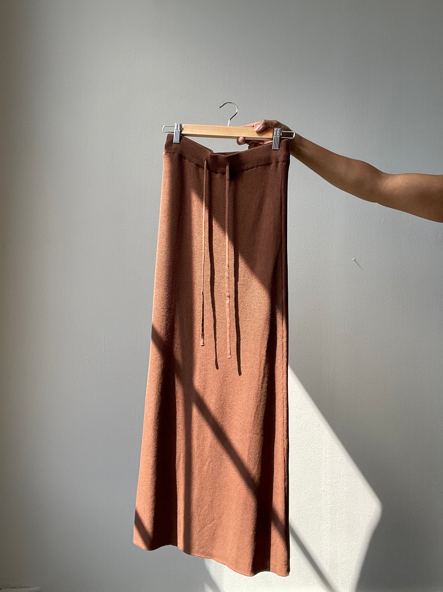 Audrey Knit Maxi Skirt In Chocolate Brown