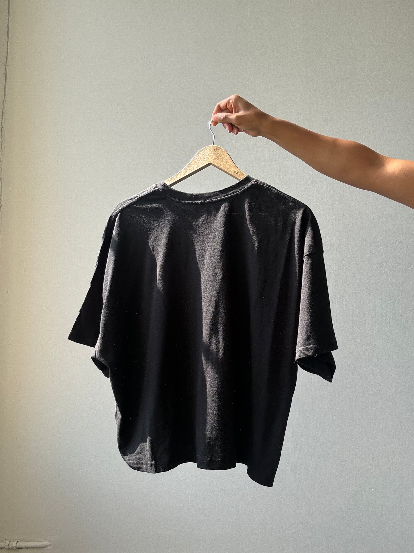 Peyton Cotton Boyfriend Crop Tee In Black