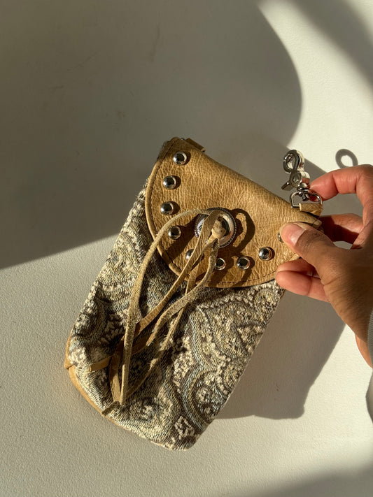 Vivian Genuine Leather Western Belt Clip Saddle Bag In Taupe