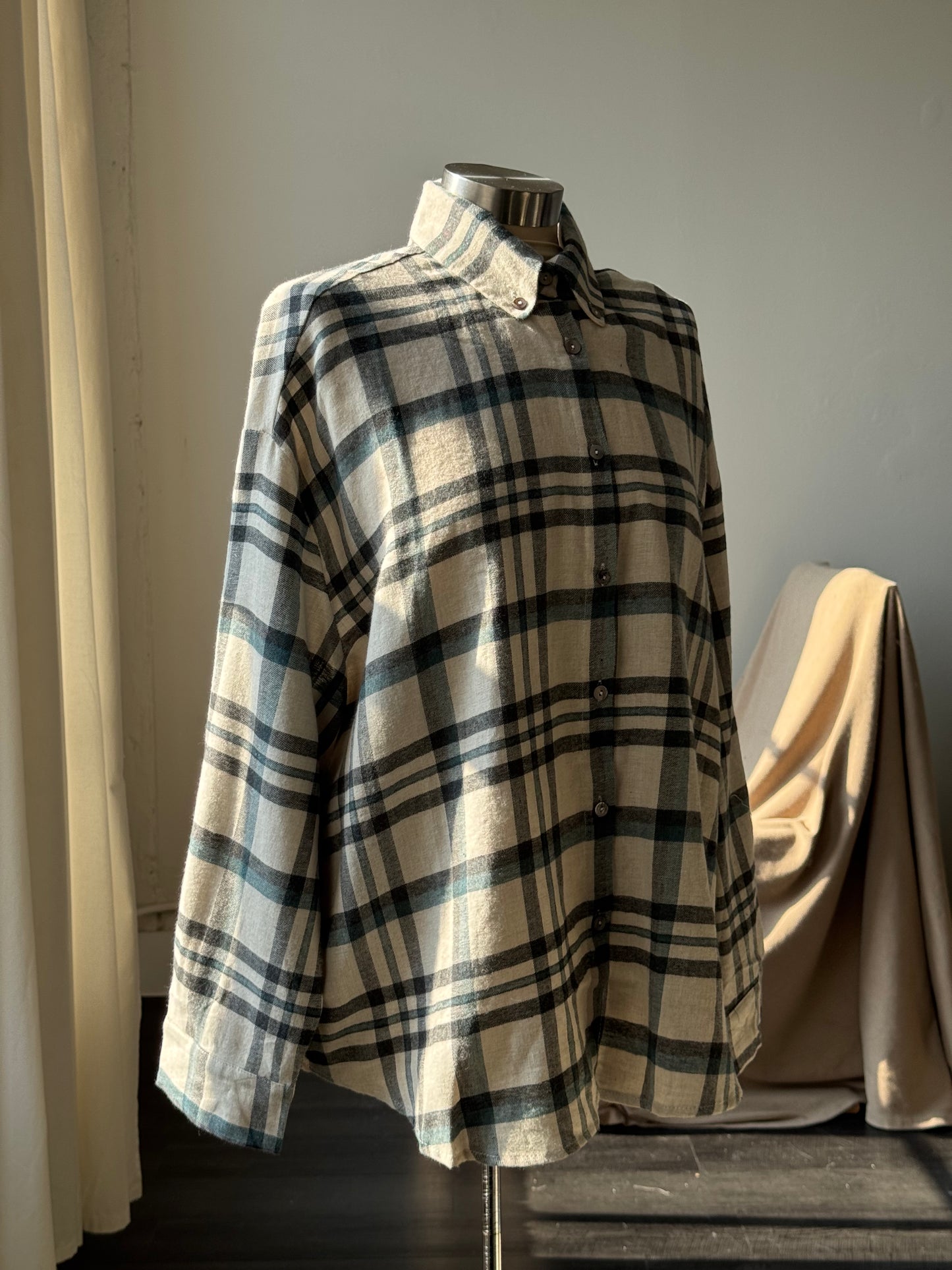 Quinn Cotton Plaid Button Down In Forest