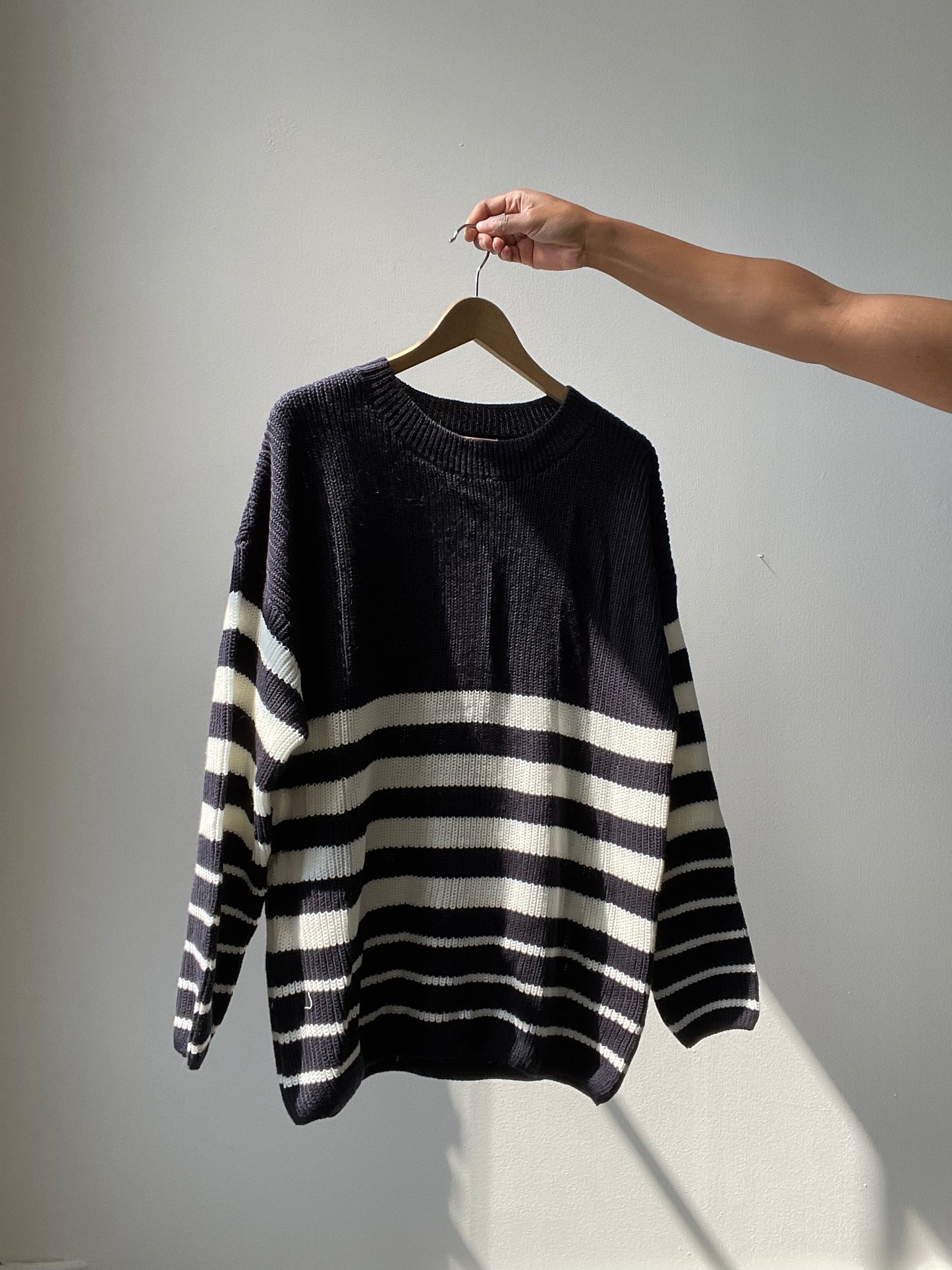 Rowlett Cotton Oversized Striped Sweater In Navy