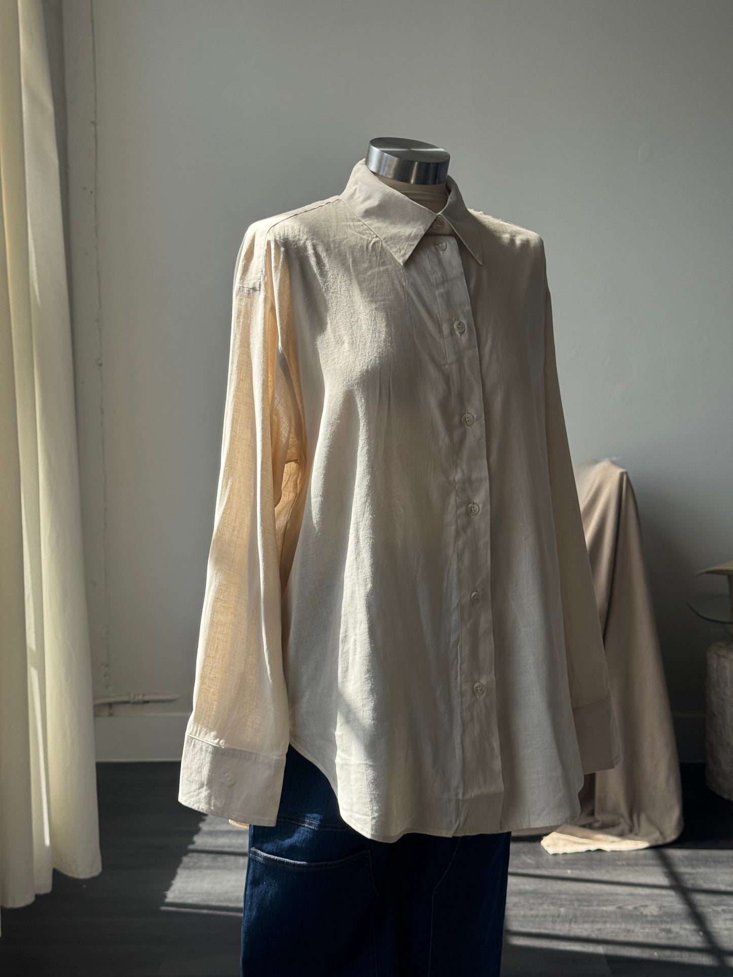 Kinsley Linen Button Down In Natural