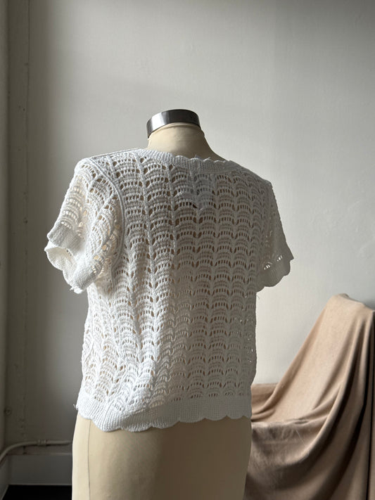 Torrance 90s Style Cotton Crochet Button Front Sweater Crop Top In Ivory