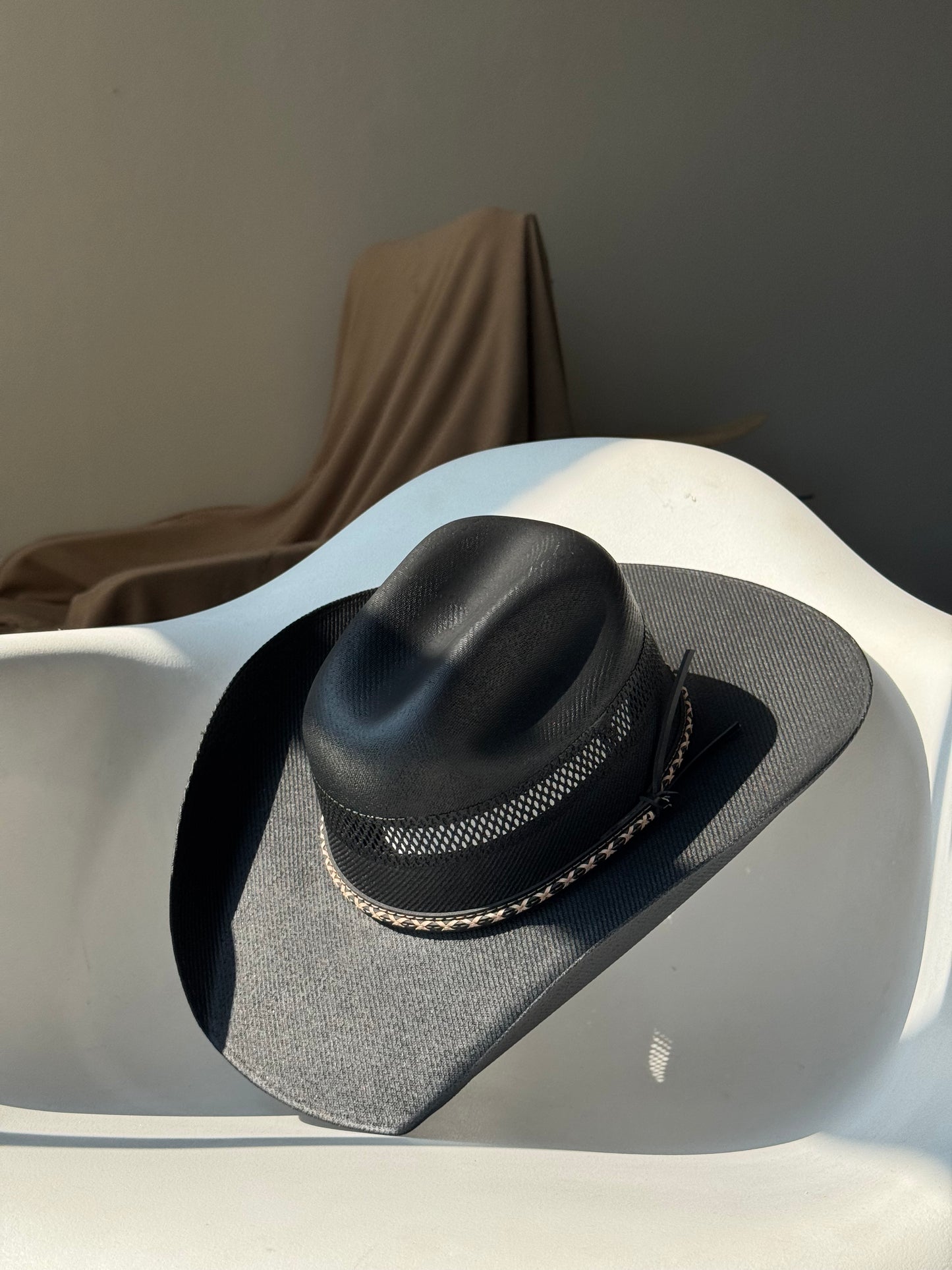 Jaxson Classic Woven Straw Cowboy Hat In Black