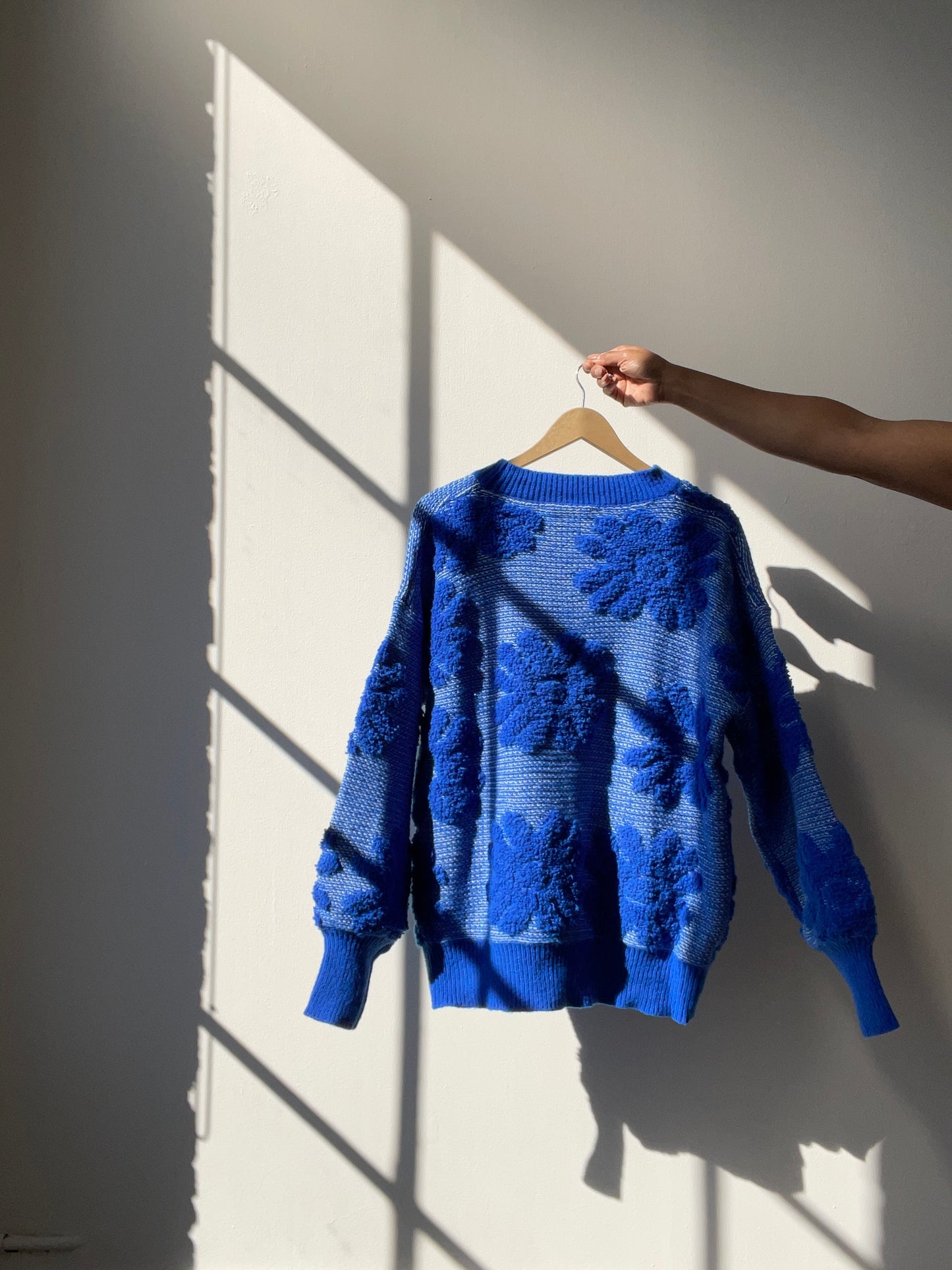 Mable Cotton Oversized Chunky Floral Knit Pullover Sweater In Cobalt Blue