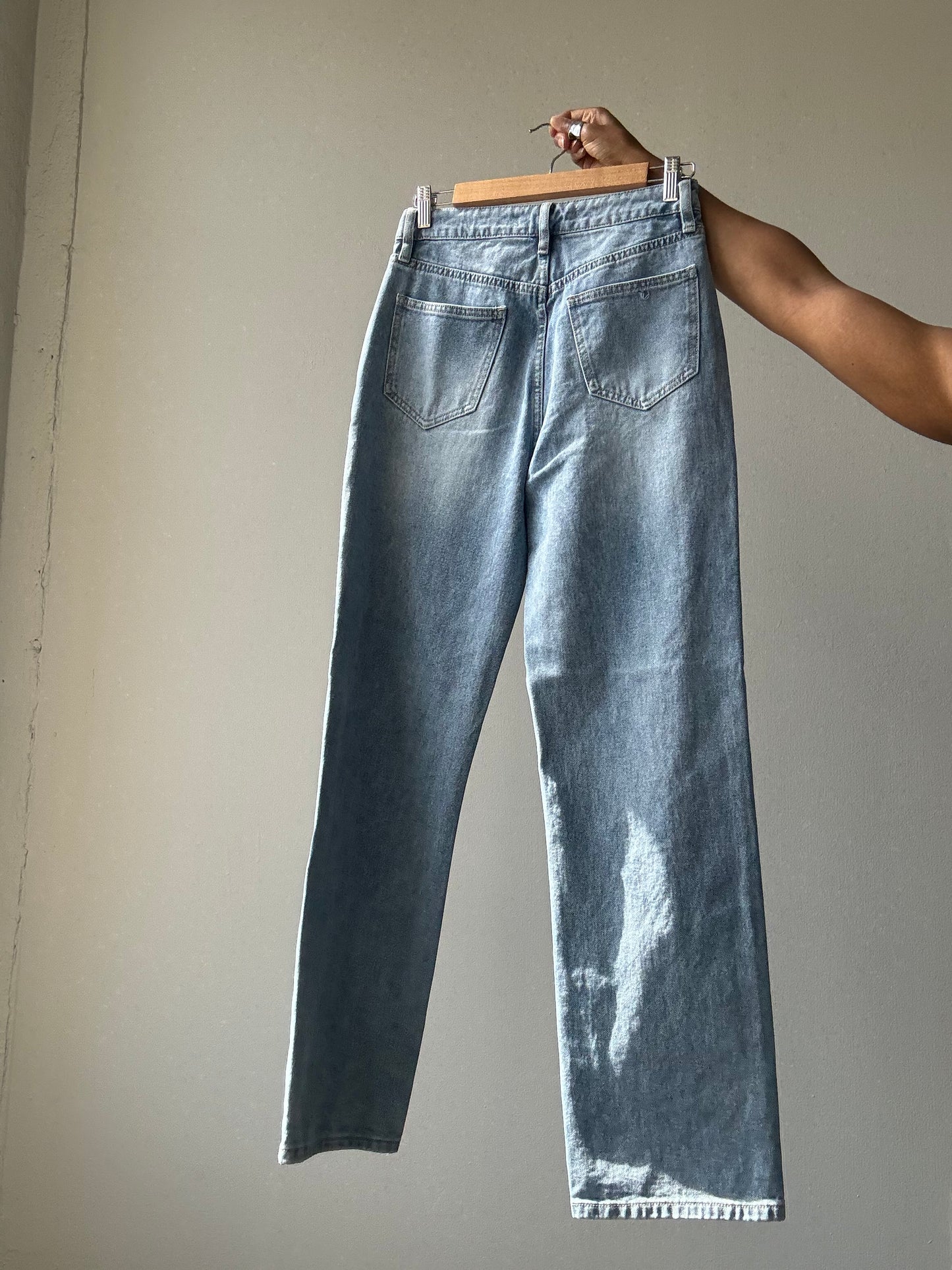 Sadie High Rise Classic Straight Leg Jeans In Light Denim