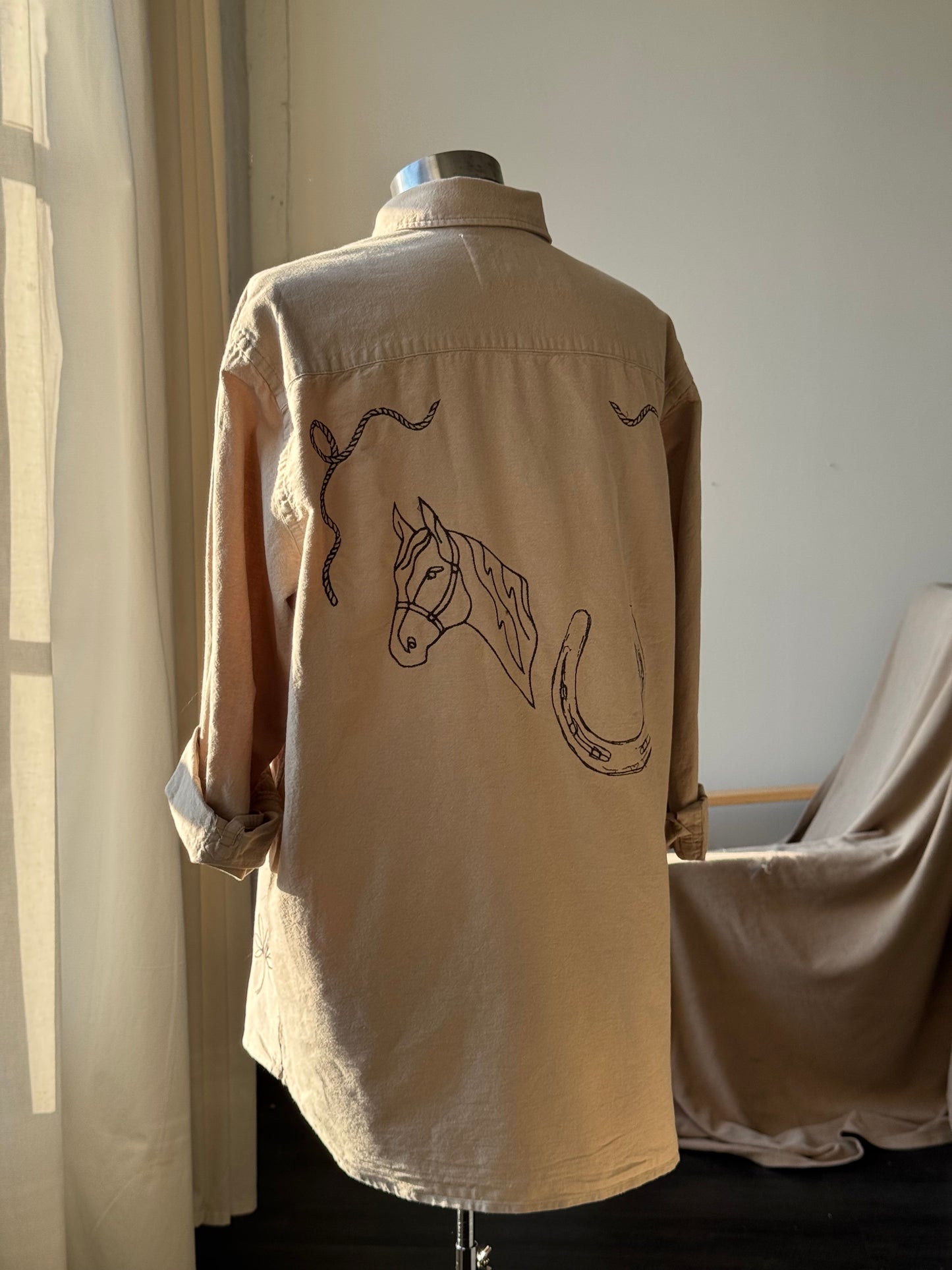 Jaxson Handcrafted Embroidered Button Down In Brown Sugar