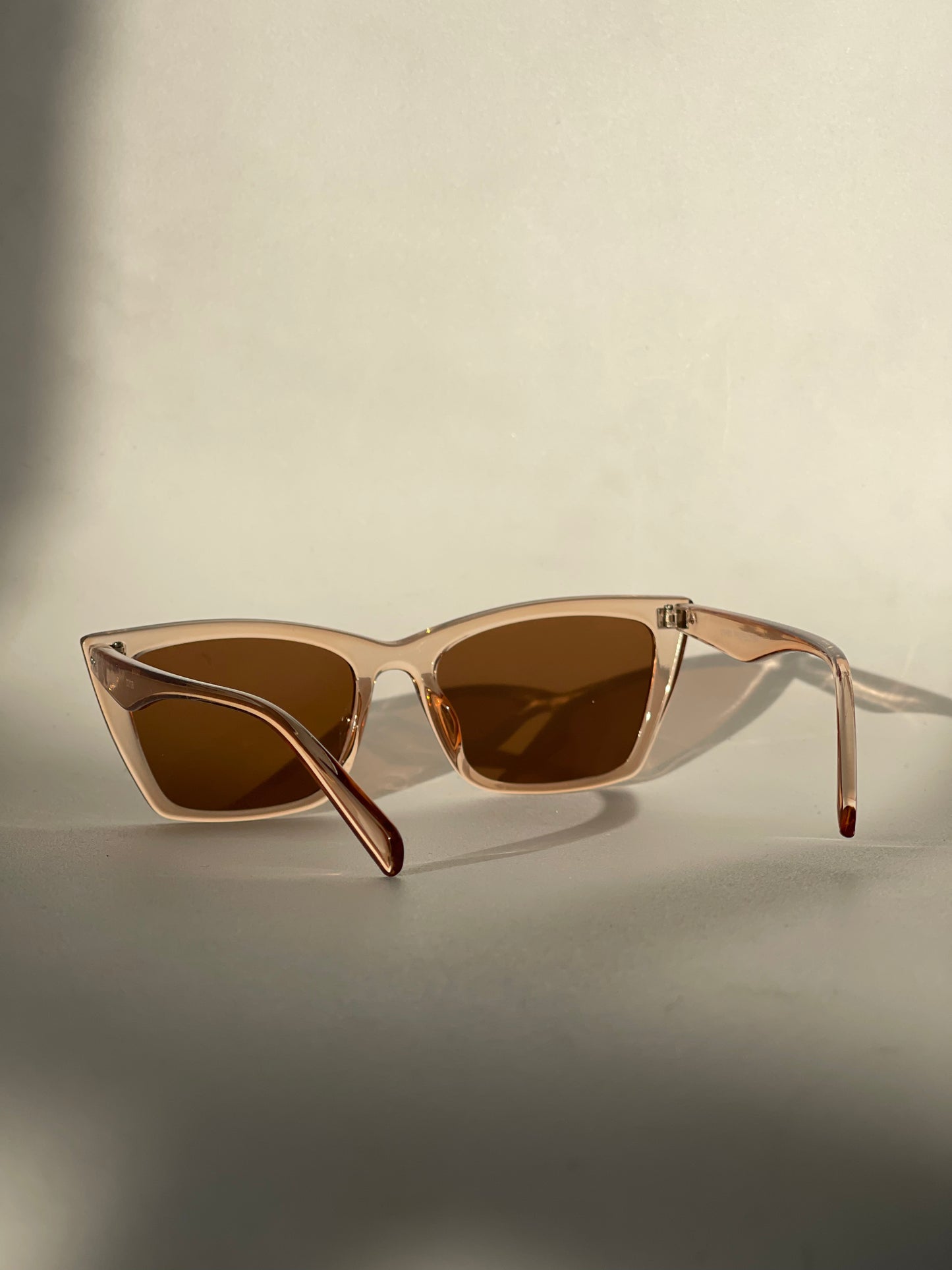 Stacy Edgy Cat Eye Sunglasses In Peach
