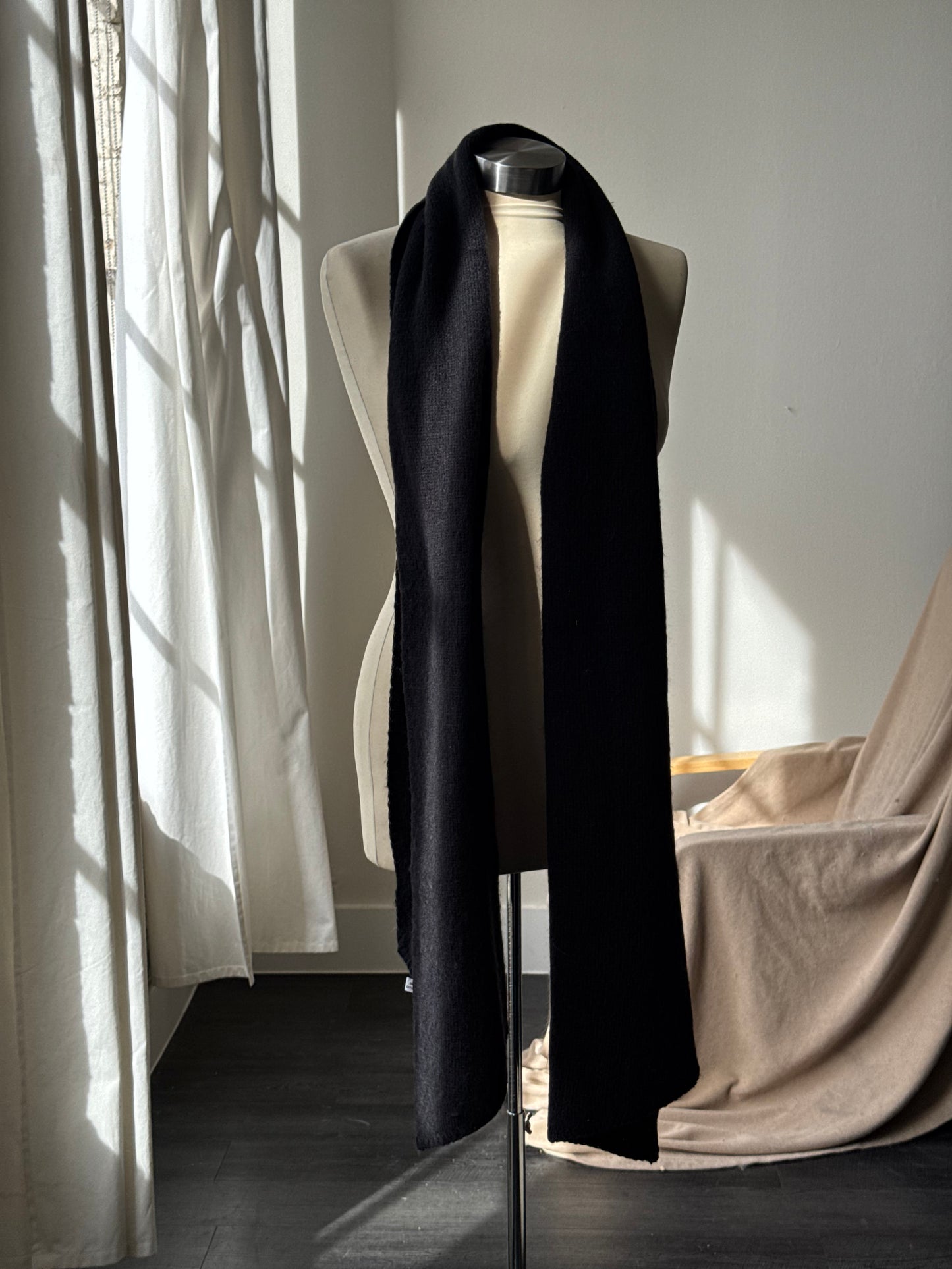 Tina Ultra Soft Classic Scarf In Midnight Black