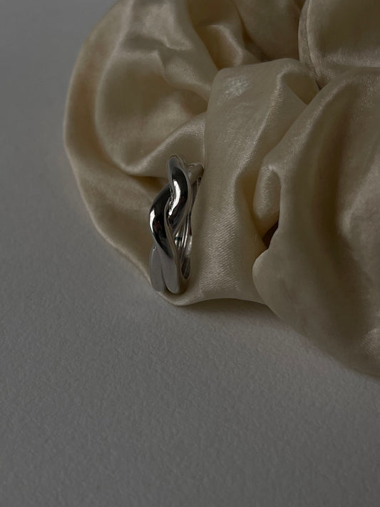 Celine Infinity Cross Single Band Ring In Silver