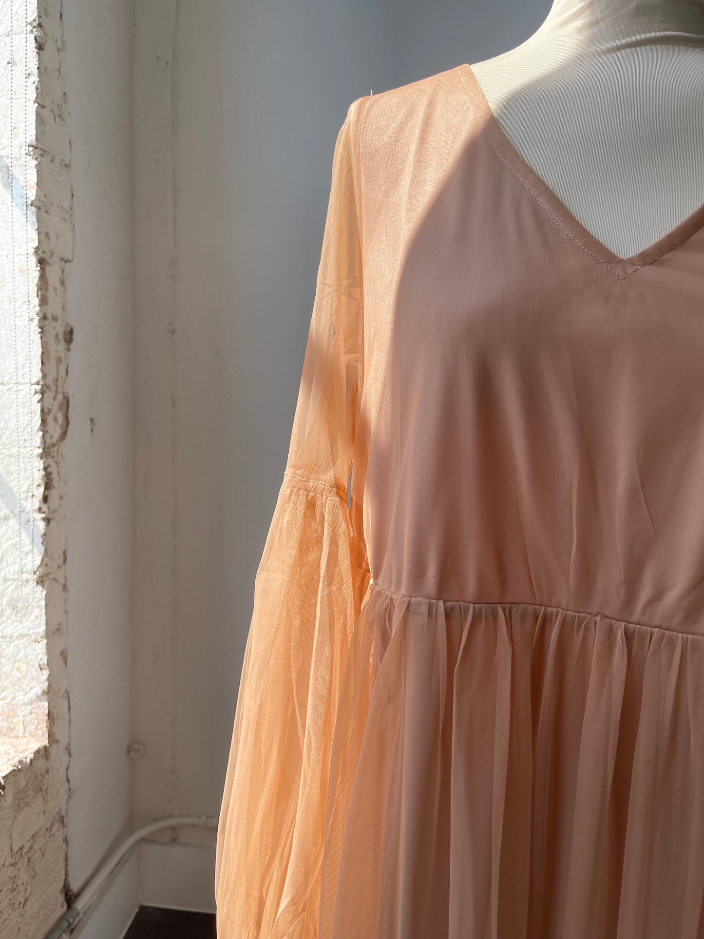 Brandi V Neck Sheer Balloon Sleeve Maxi Dress In Clay
