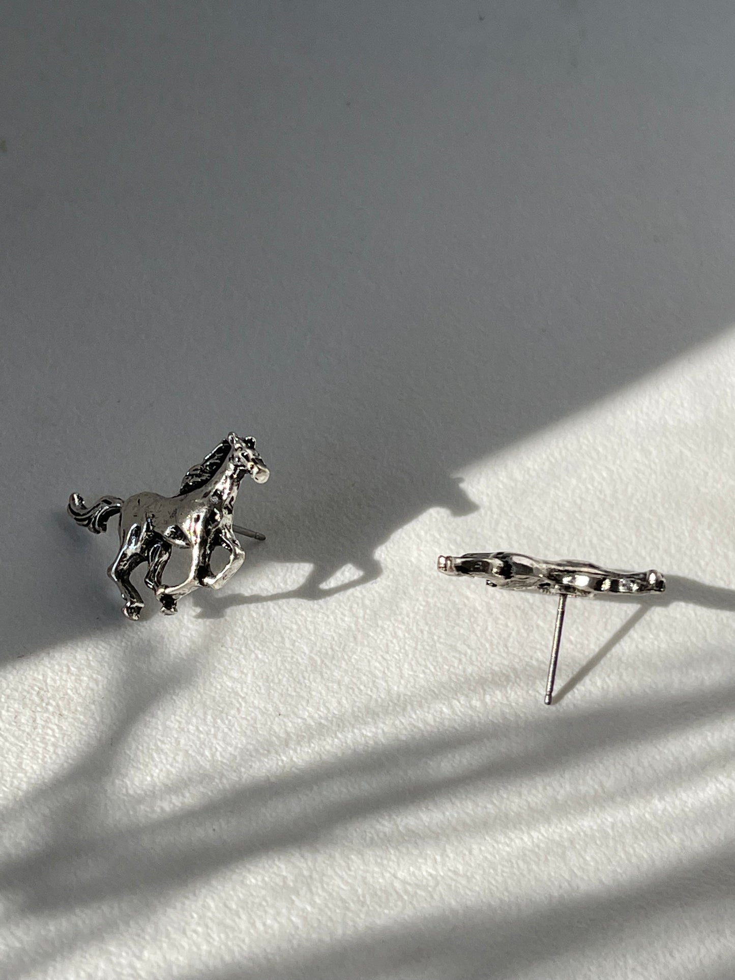 Montana Mustang Horse Stud Earring In Silver