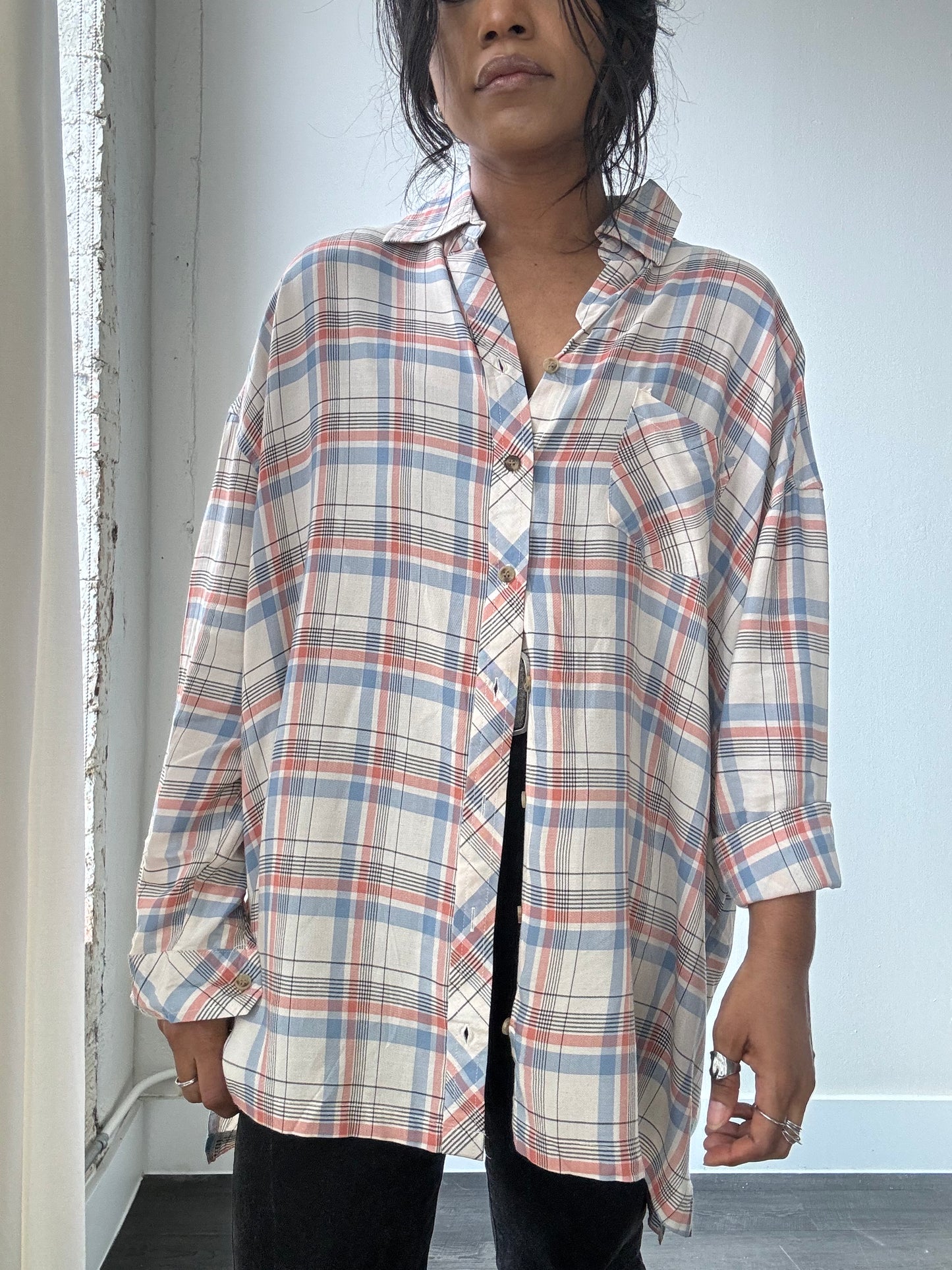 Thomas Classic 70s Style Plaid Oversized Button Down In Blue Red
