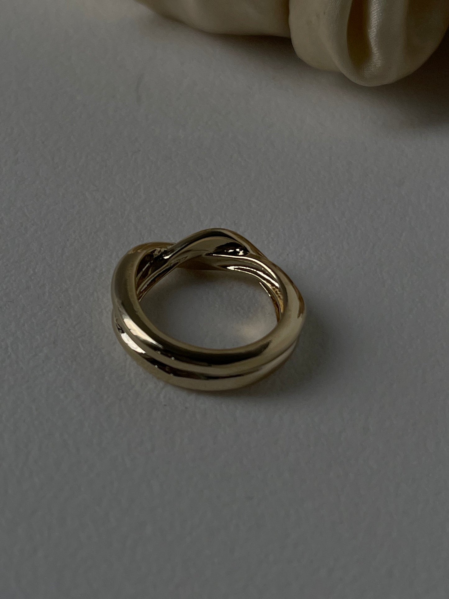 Celine Infinity Cross Single Band Ring In Gold
