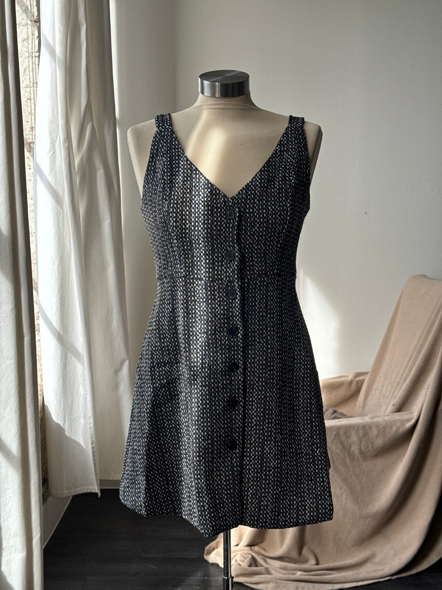 Braxton Classic Tweed 90s Style V Neck Mini Dress In Black