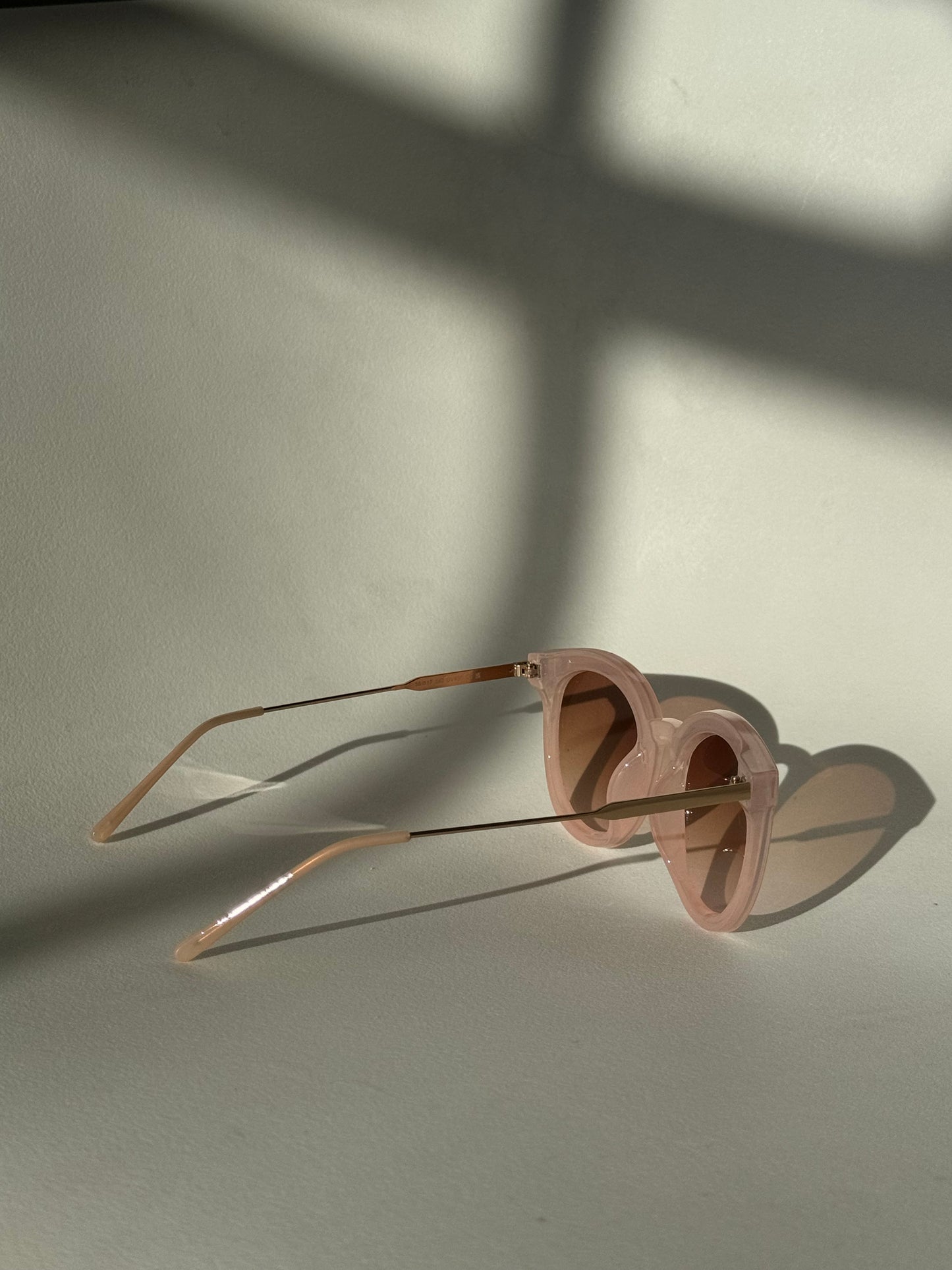 Priscilla Tri Sunglasses In Blush