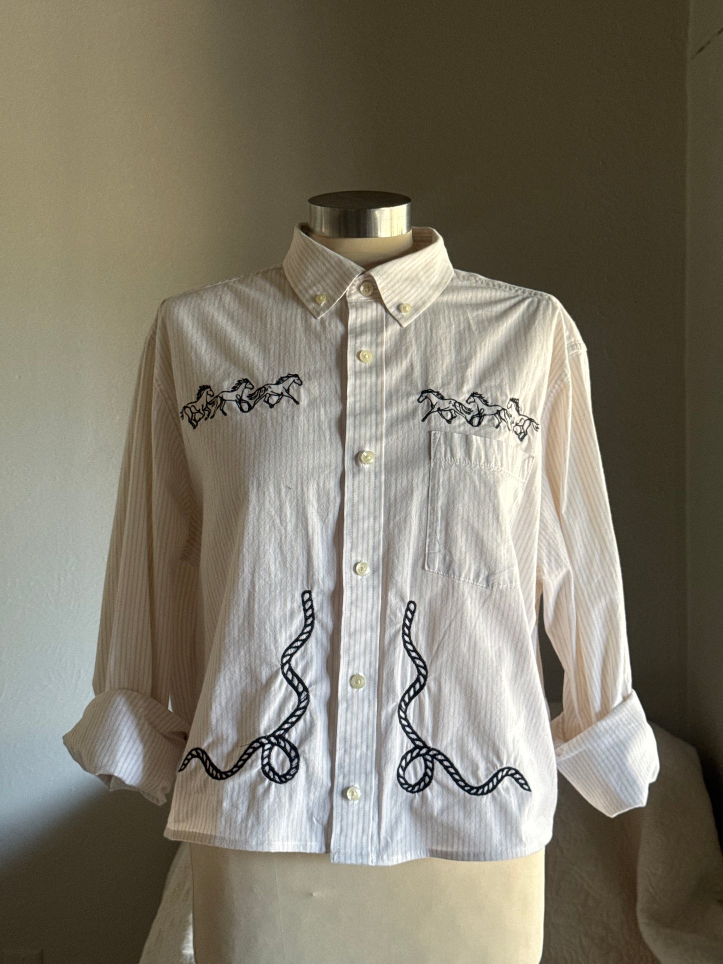 Lawrence Handcrafted Embroidered Cropped Button Down