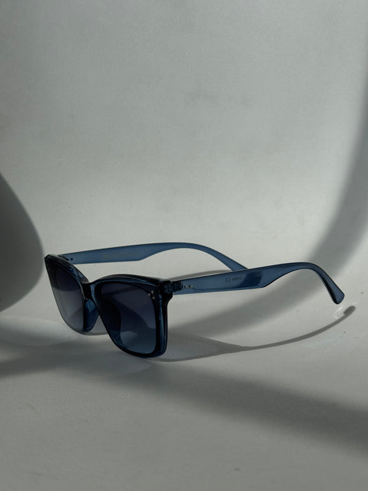 Tangi Triple Stud Classic Sunglasses Blue