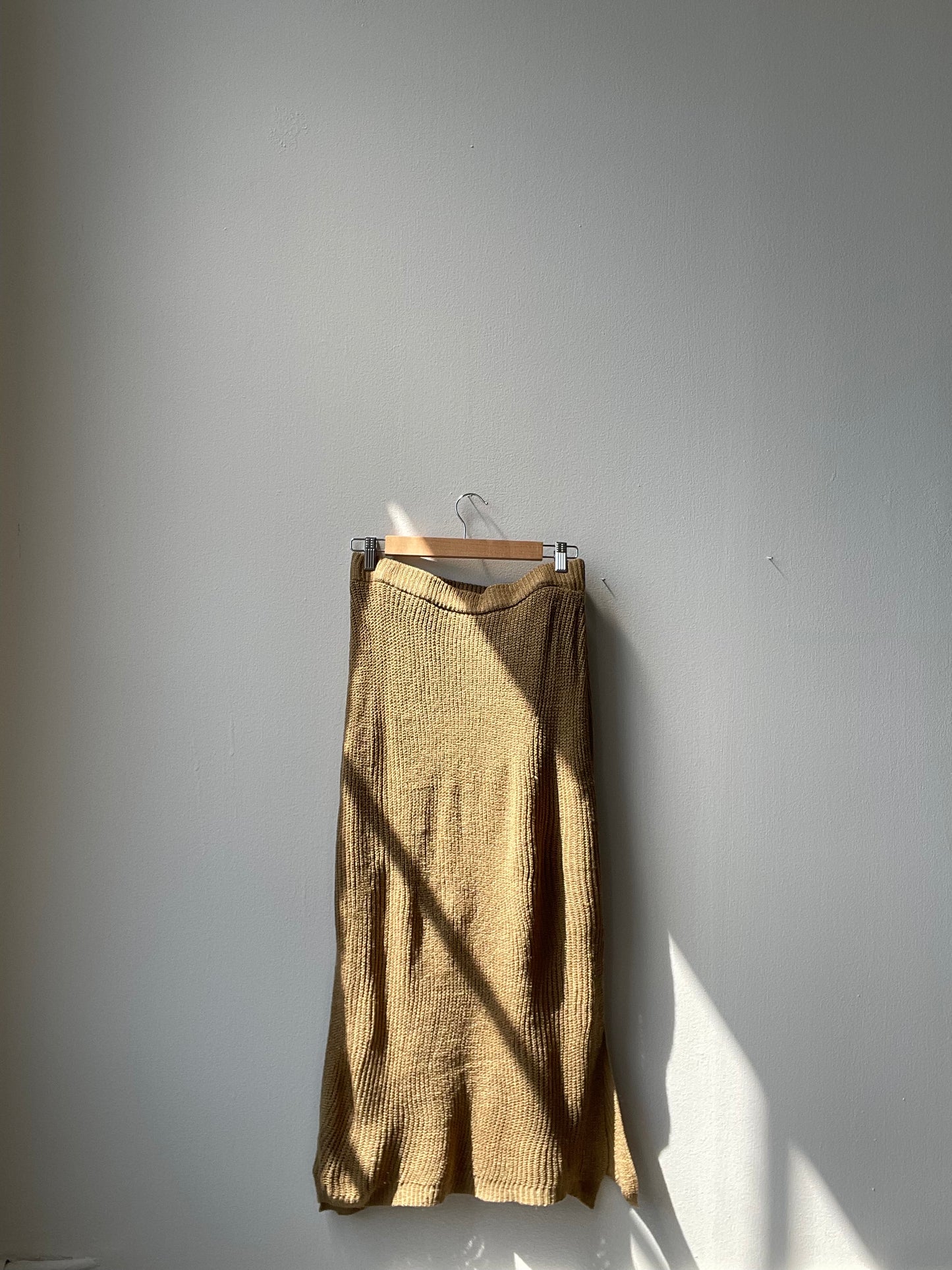 Ingrid Classic Side Slit Lightweight Sweater Skirt In Olive