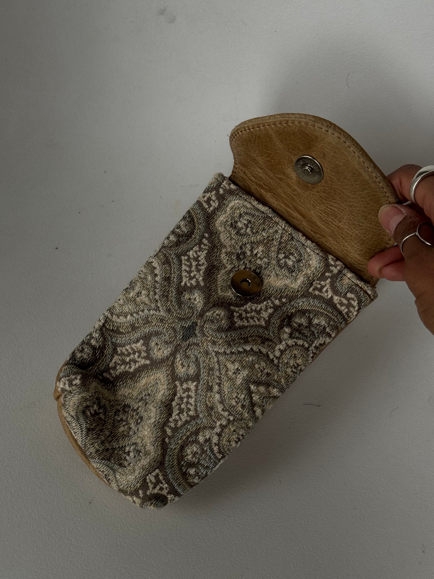 Vivian Genuine Leather Western Belt Clip Saddle Bag In Taupe