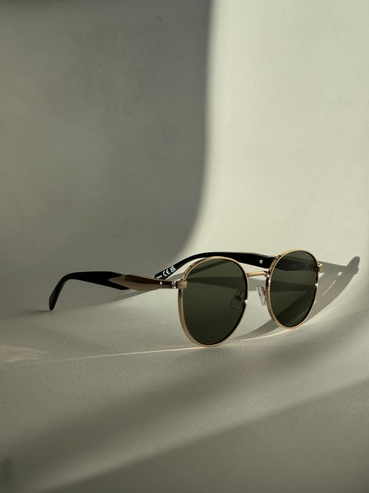 Davon Classic 80s Style Sunglasses In Green Gold