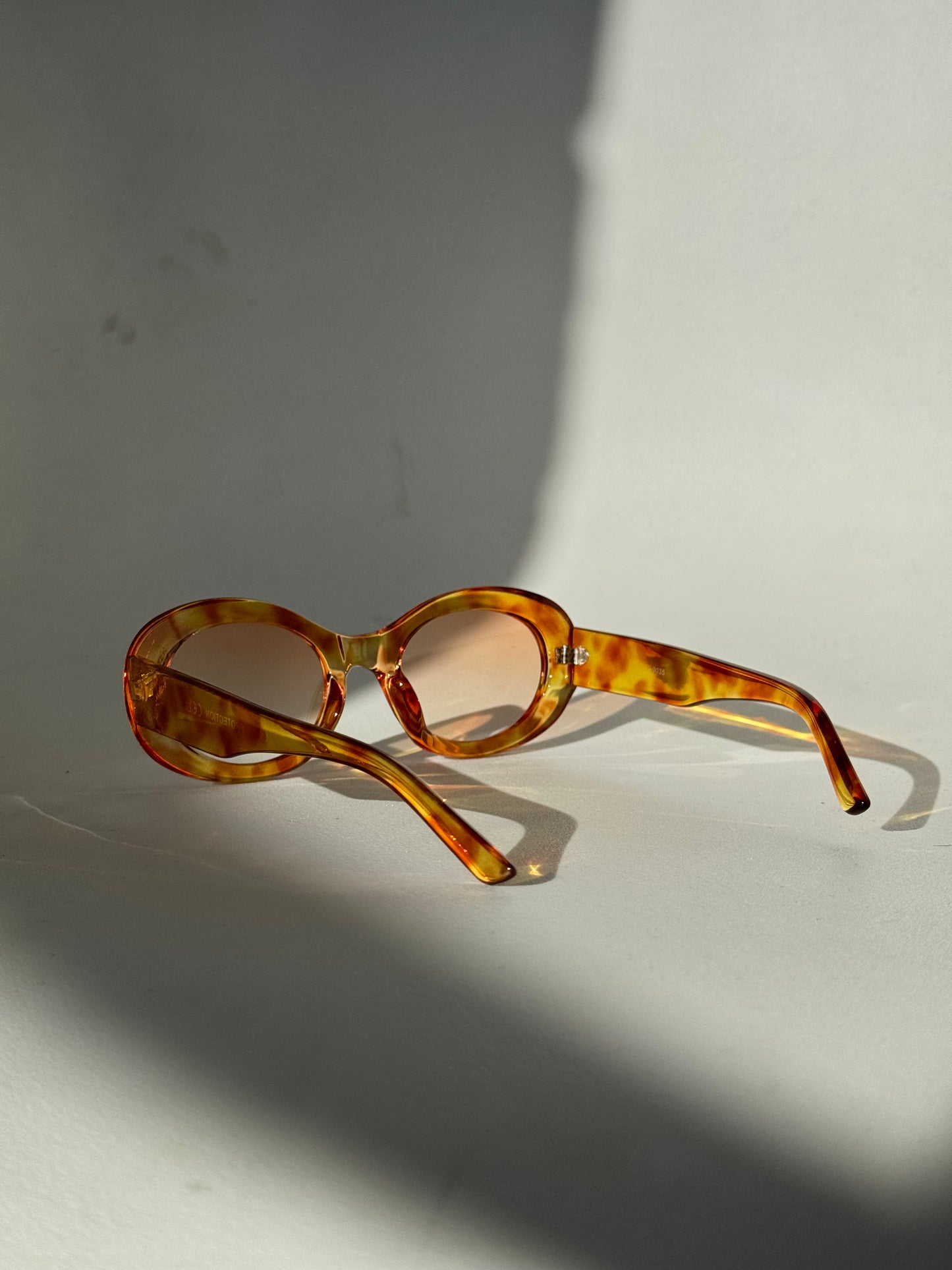 Tulsa 60s Style Round Sunglasses In Tortoise Tangerine