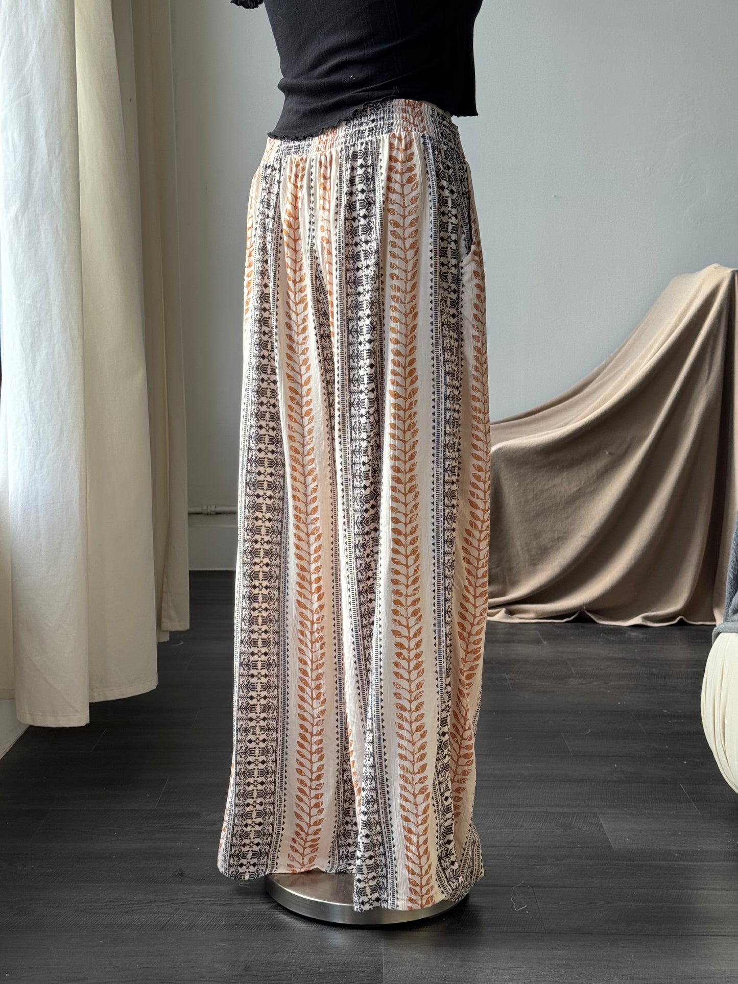 Lacey Tie Front Pants In Nat