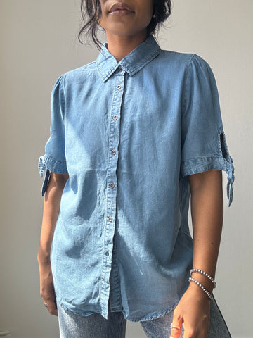 Carolyn Tie Sleeve Button Down Denim Shirt In Med Wash