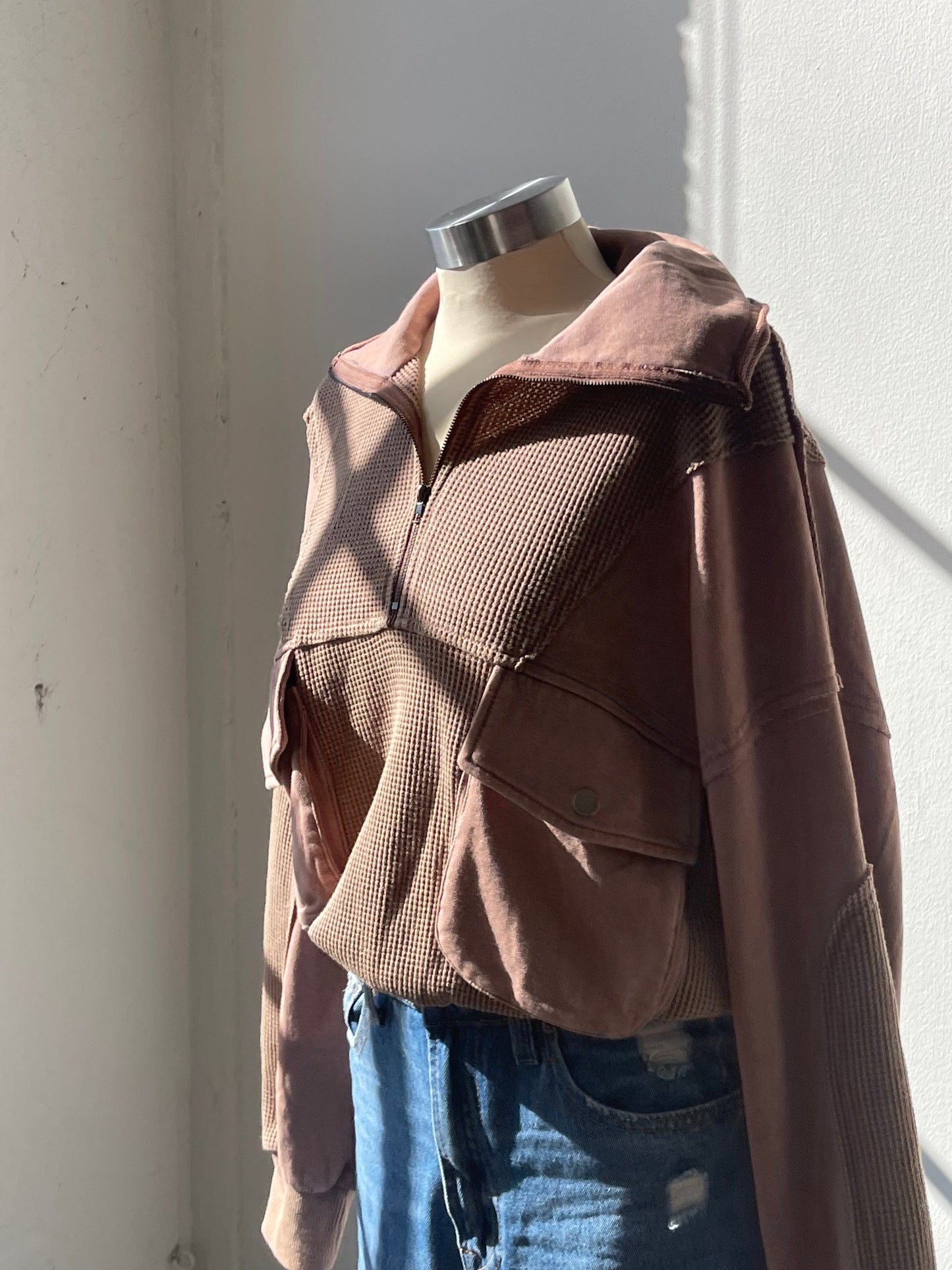Sailor Cotton Dad Funnel Neck Utility Lightweight Pullover In Mocha 