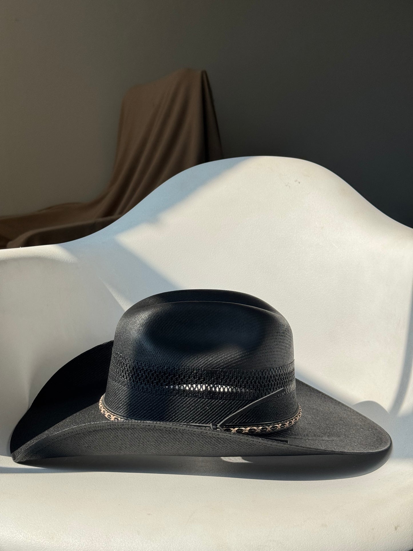Jaxson Classic Woven Straw Cowboy Hat In Black