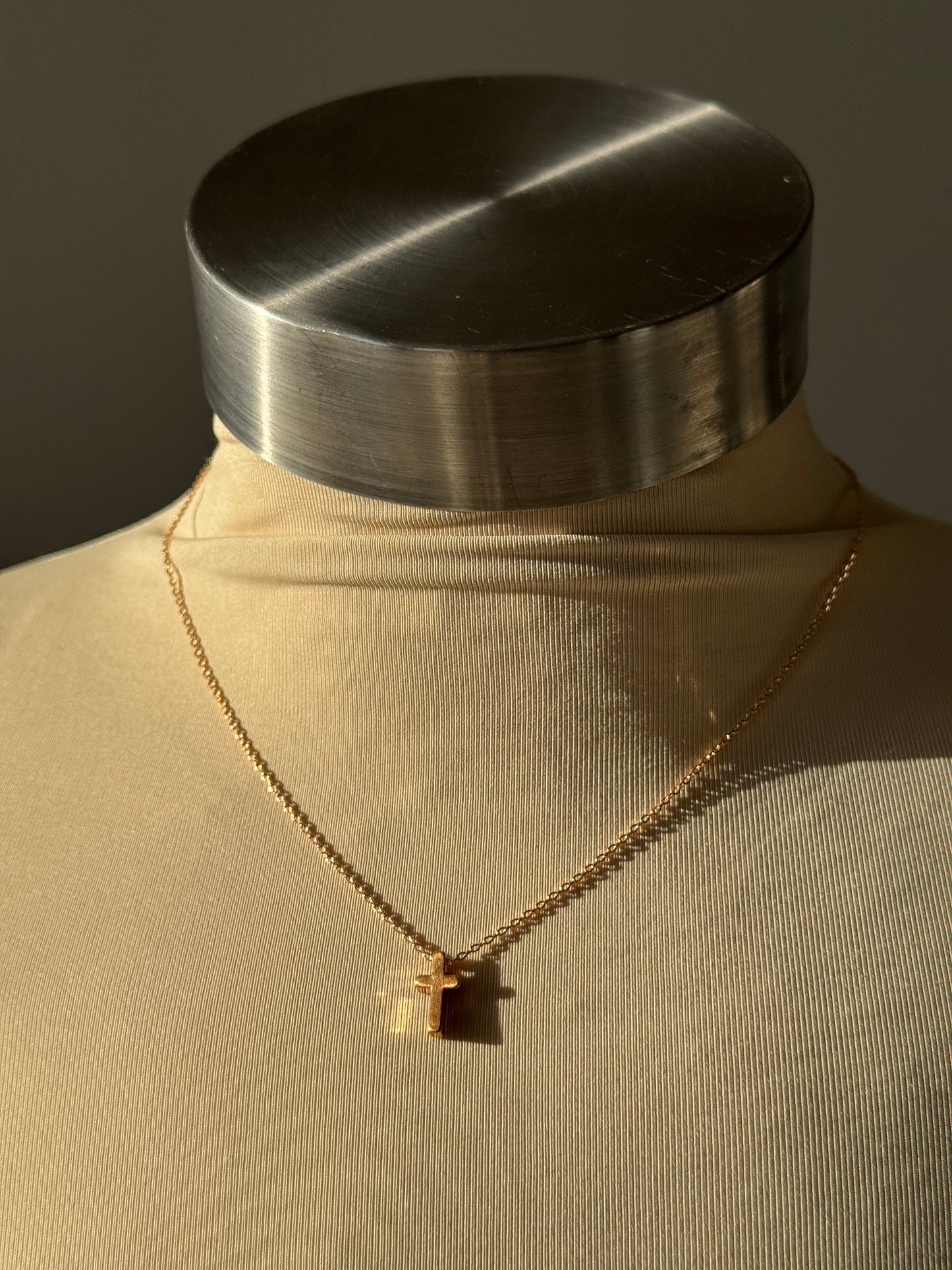 April Mini Cross Necklace In Gold