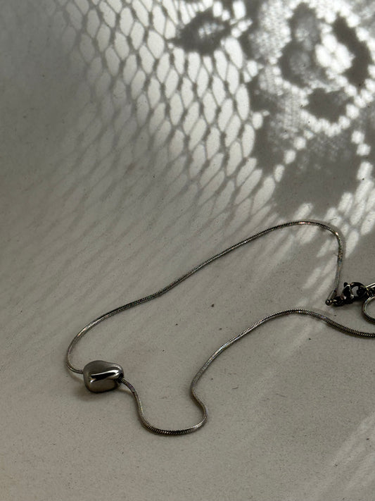 Sandy 18k Stainless Steel Waterproof Heart Charm Necklace In White Gold Silver