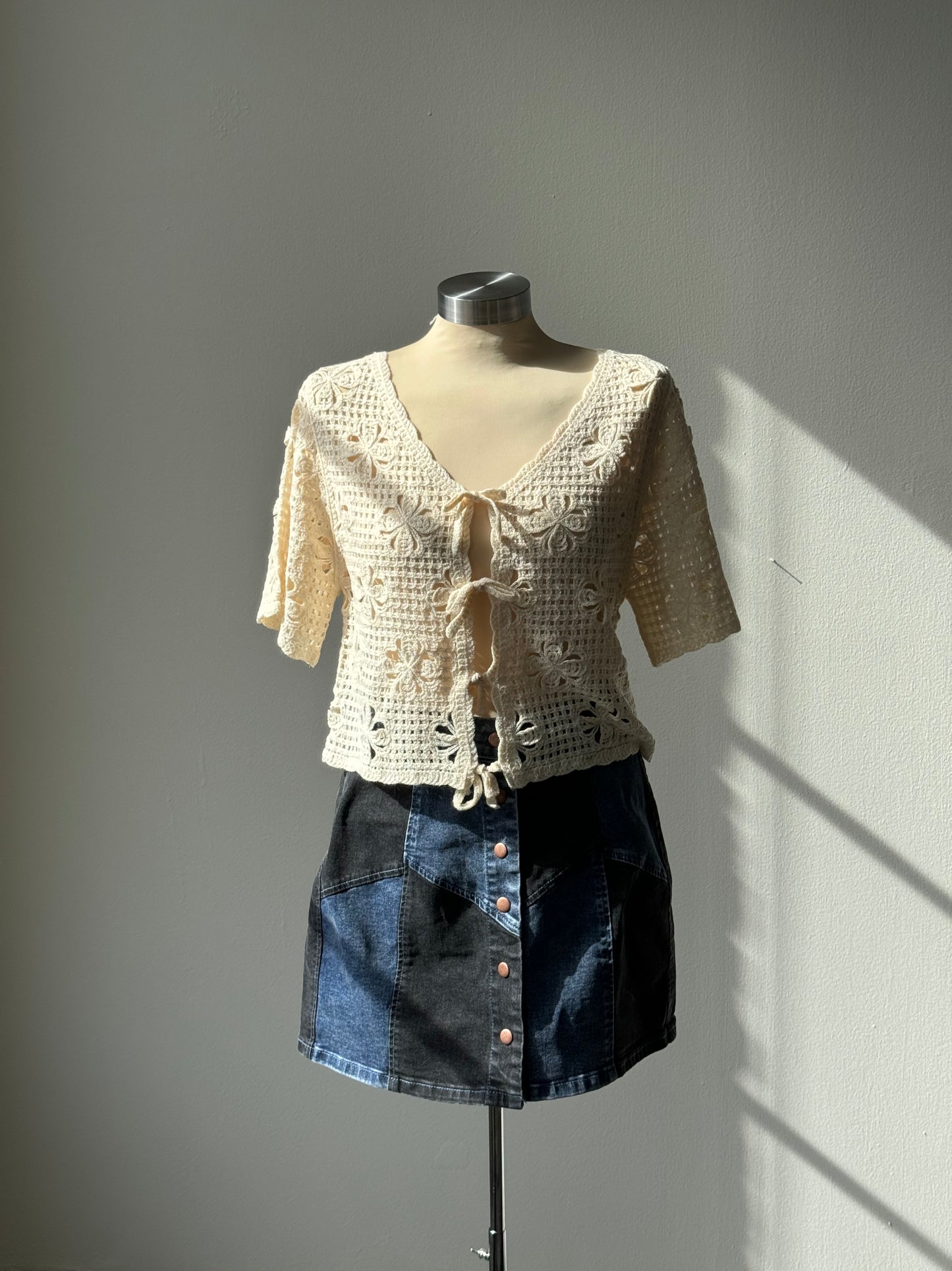 Joyce Open Front Tie Crochet Crop Top