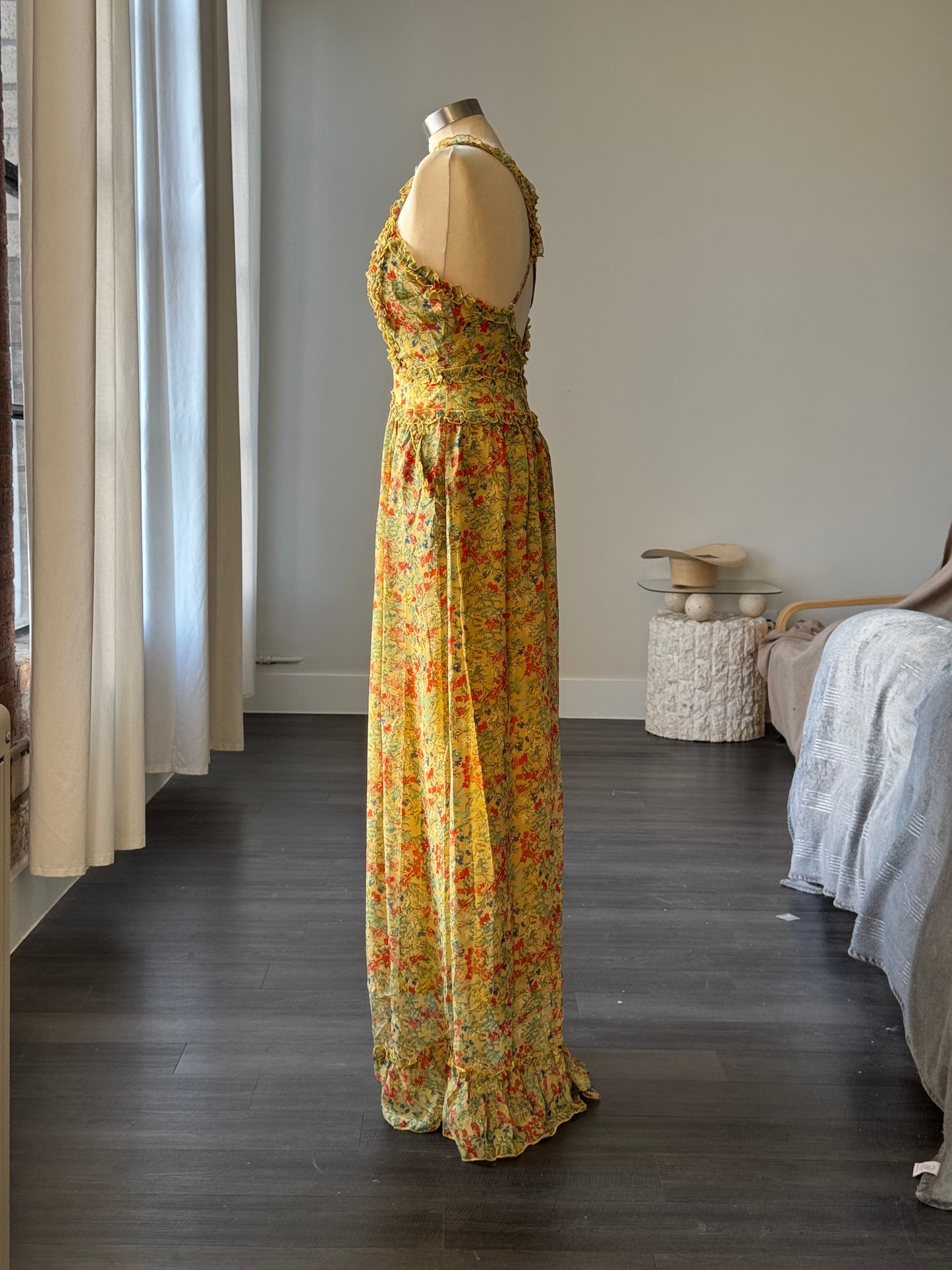 Samantha 70s Style Floral Maxi Dress In Summer