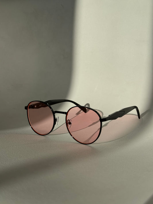 Davon Classic 80s Style Sunglasses In Blush
