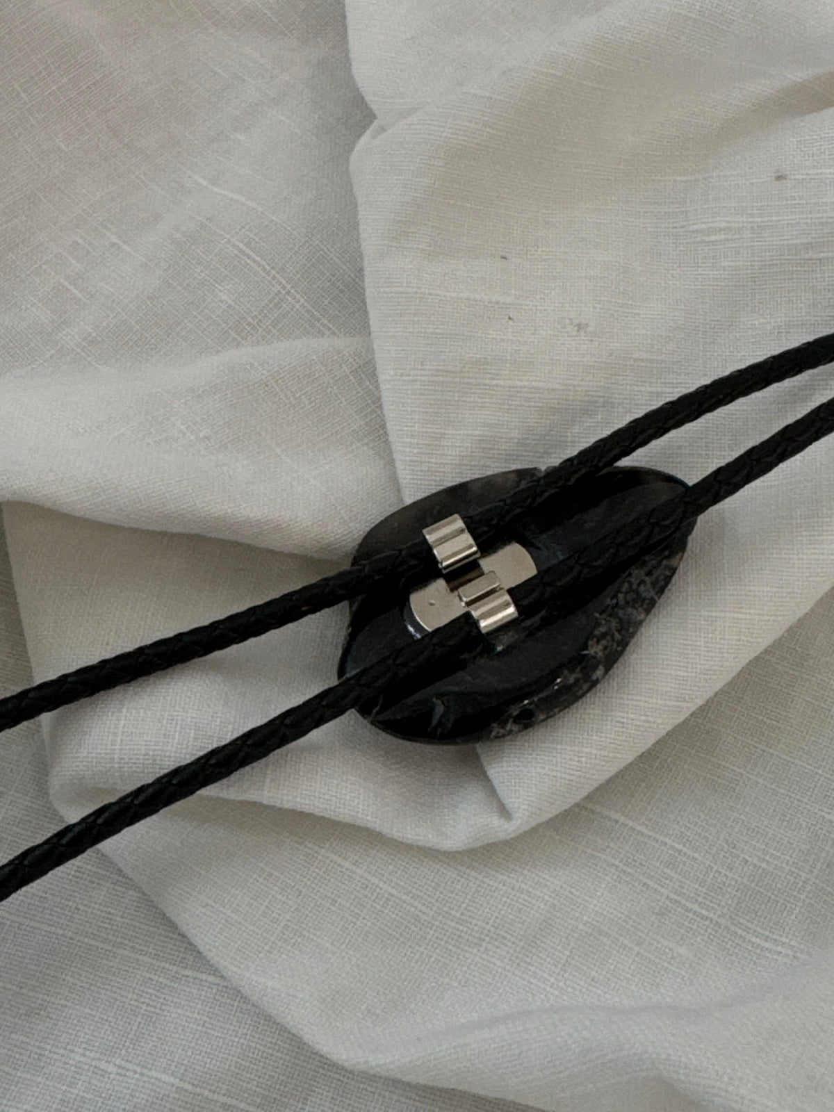 Handcrafted Agate Bolo Tie In Black Canon