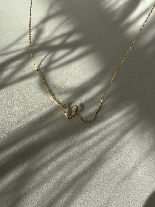 Hailey Antler Charm Necklace In Gold