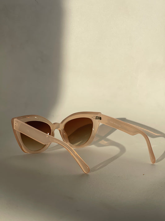 Charlie Triple Stud Cat Eye Sunglasses In Taupe