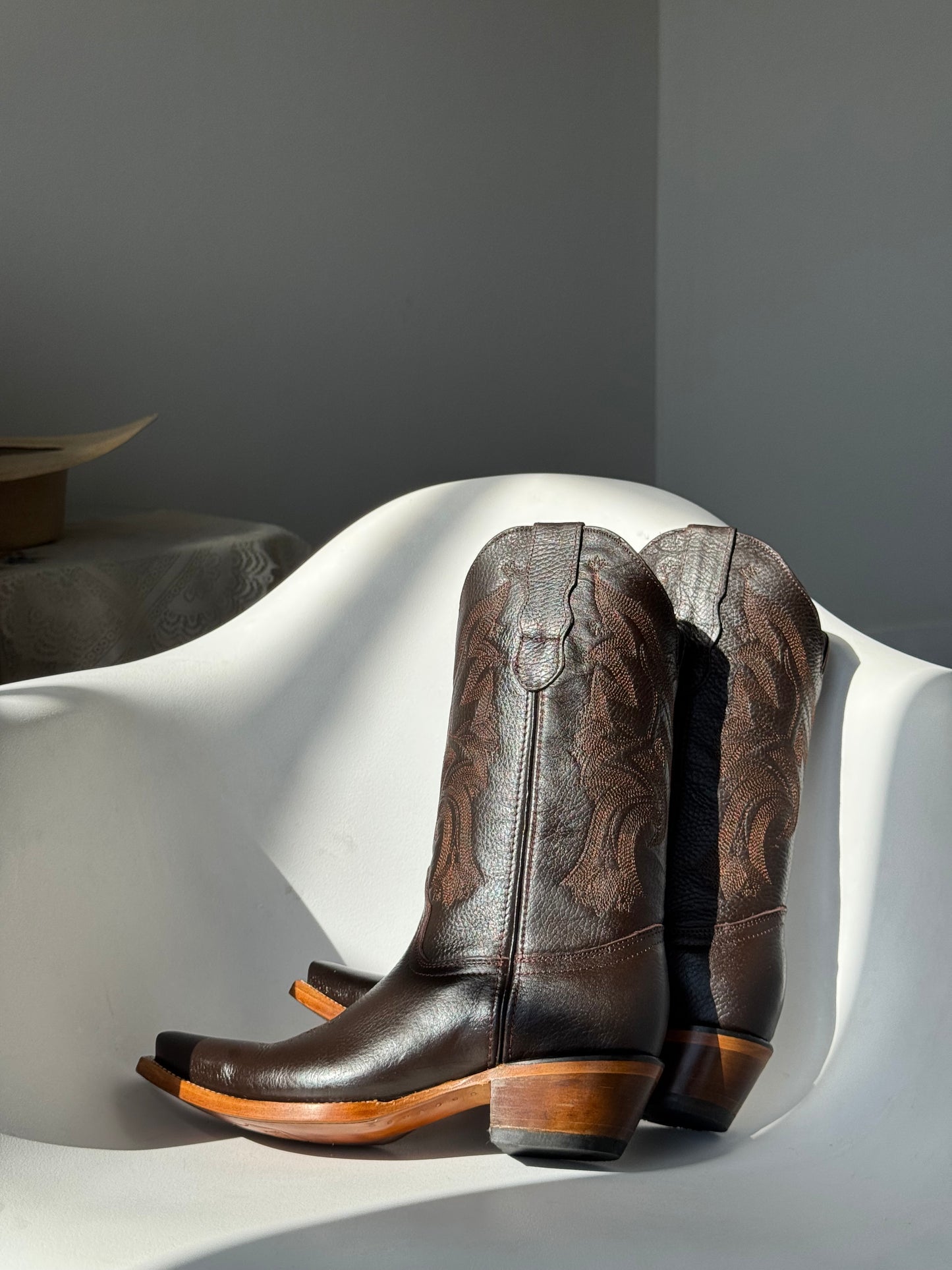 Abby Classic Genuine Leather Boot In Cafe