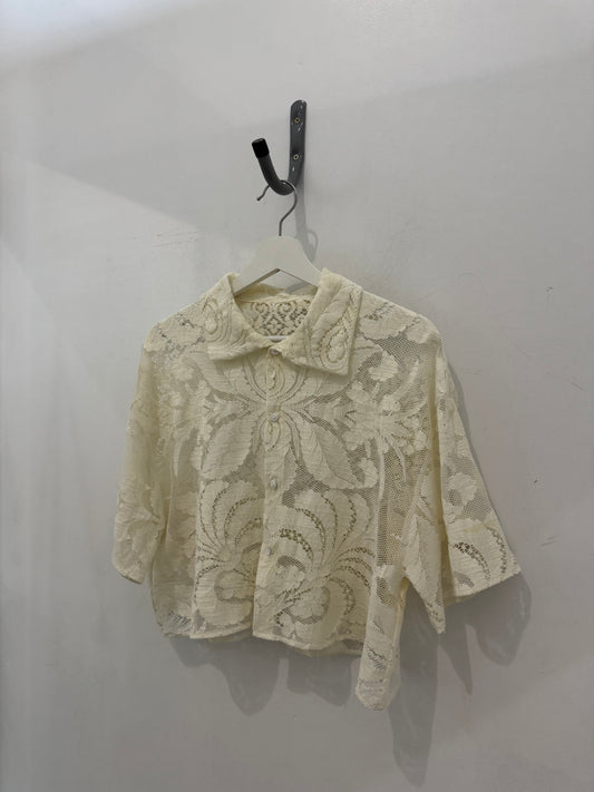 Judy Vintage Cropped Button Down Top In Vanilla