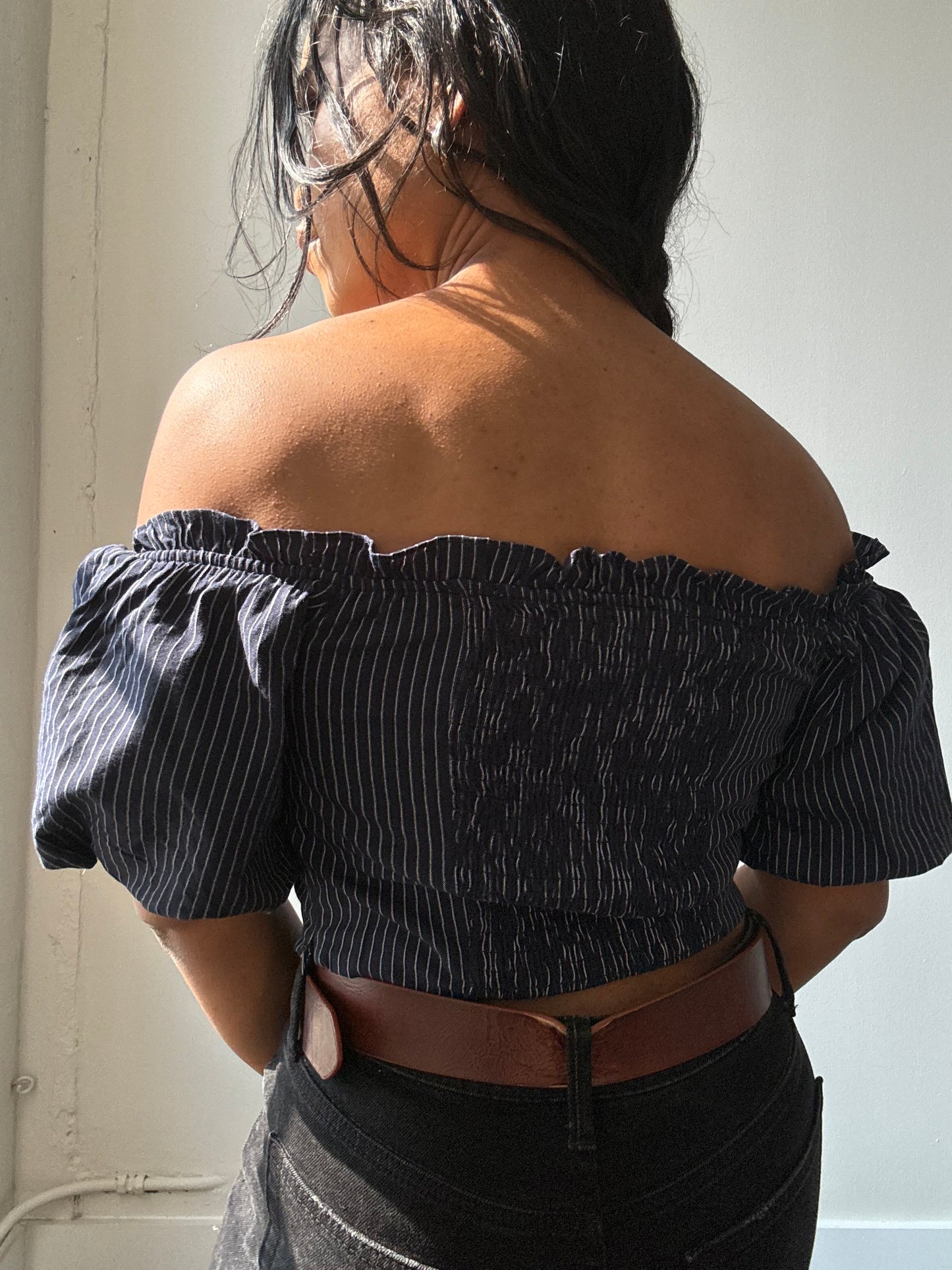 Lori Cold Shoulder Pinstripe Puff Sleeve Crop Top In Navy
