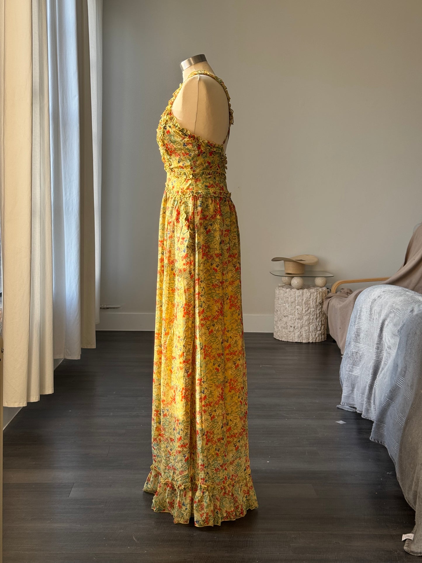 Samantha 70s Style Floral Maxi Dress In Summer