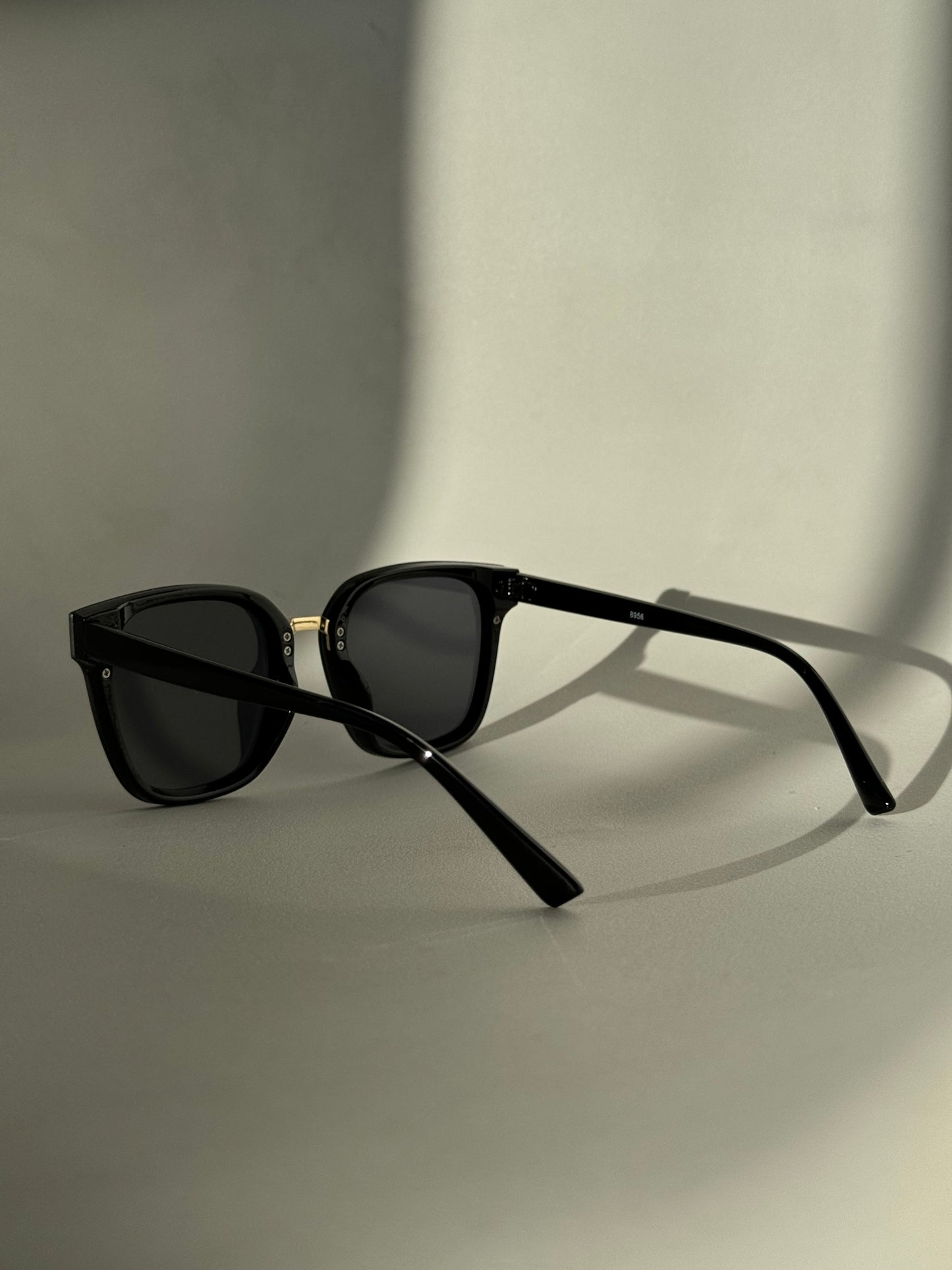 Kayla Sunglasses In Jet Black