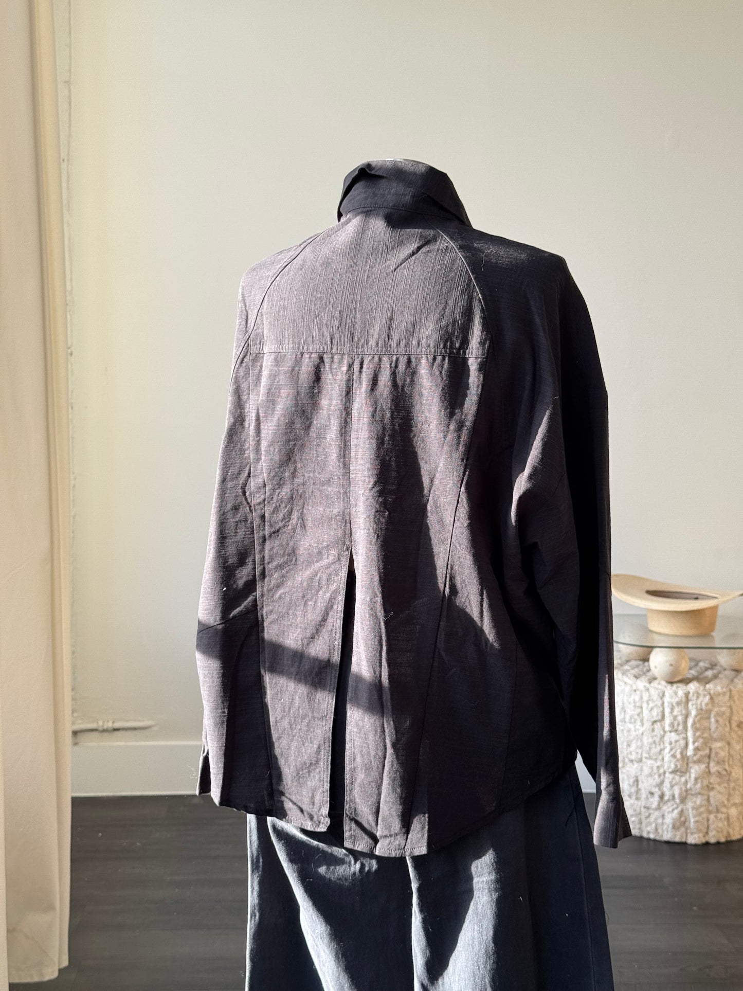 Stephen Cotton Open Back Button Down In Black