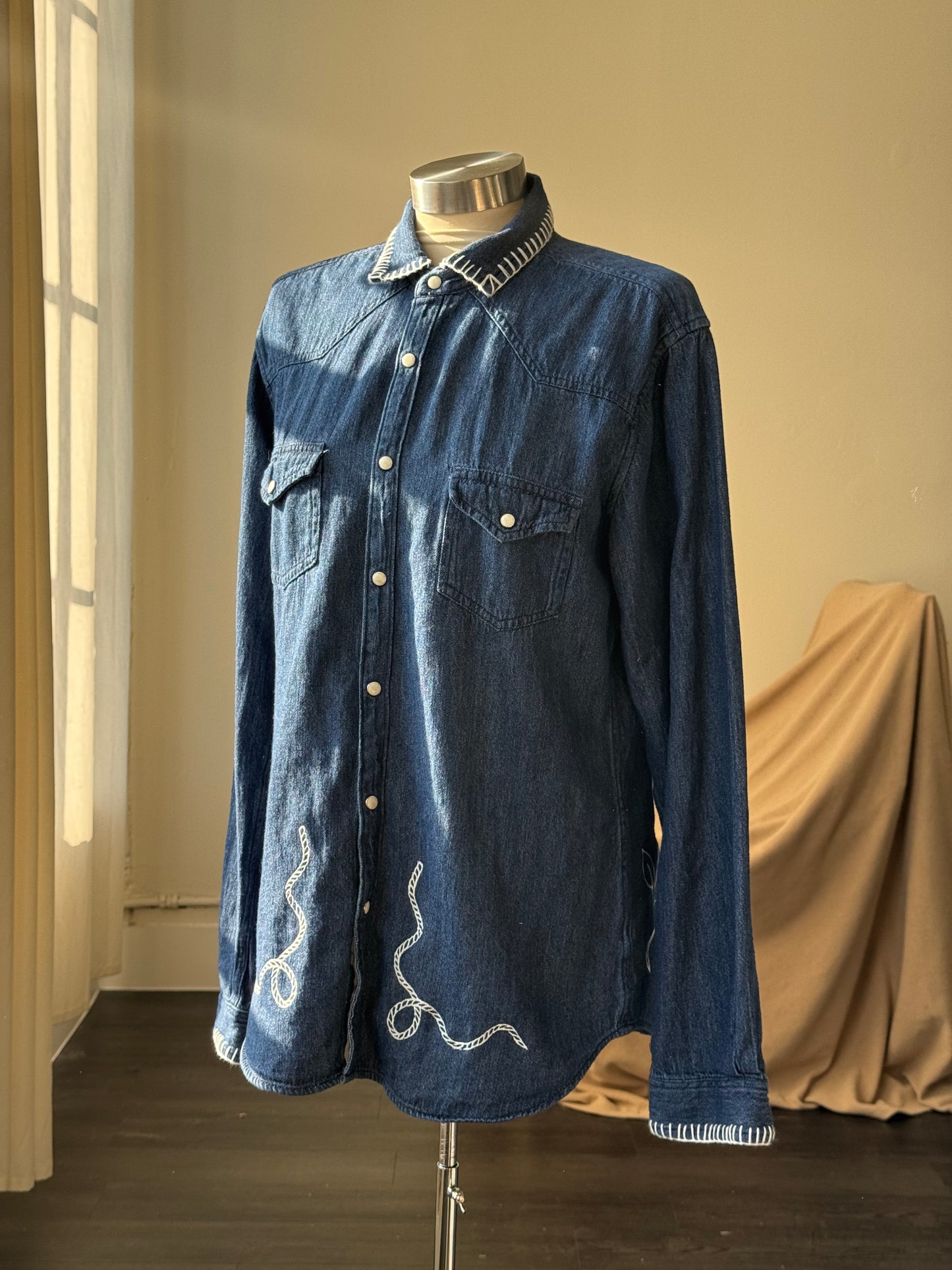 Michael Handcrafted Cowboy Stitch Embroidered Button Down In Denim