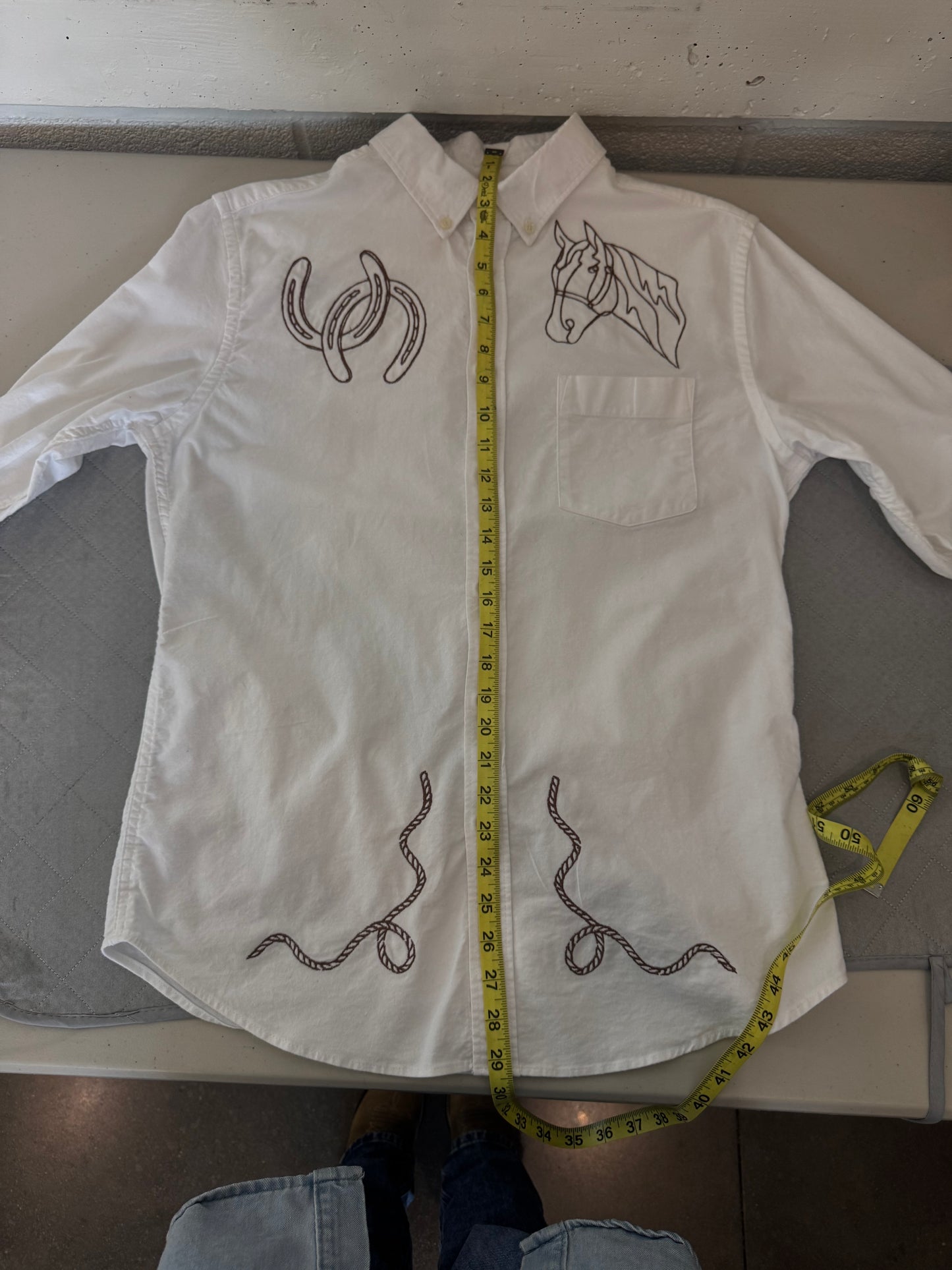 Jaxson Handcrafted Embroidered Button Down In White