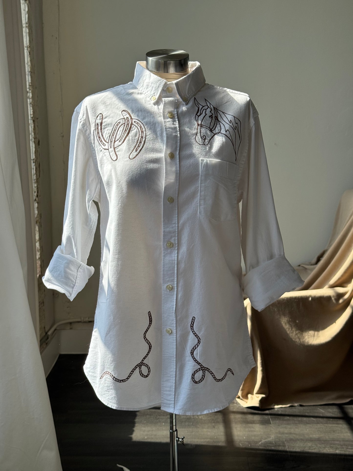 Jaxson Handcrafted Embroidered Button Down In White