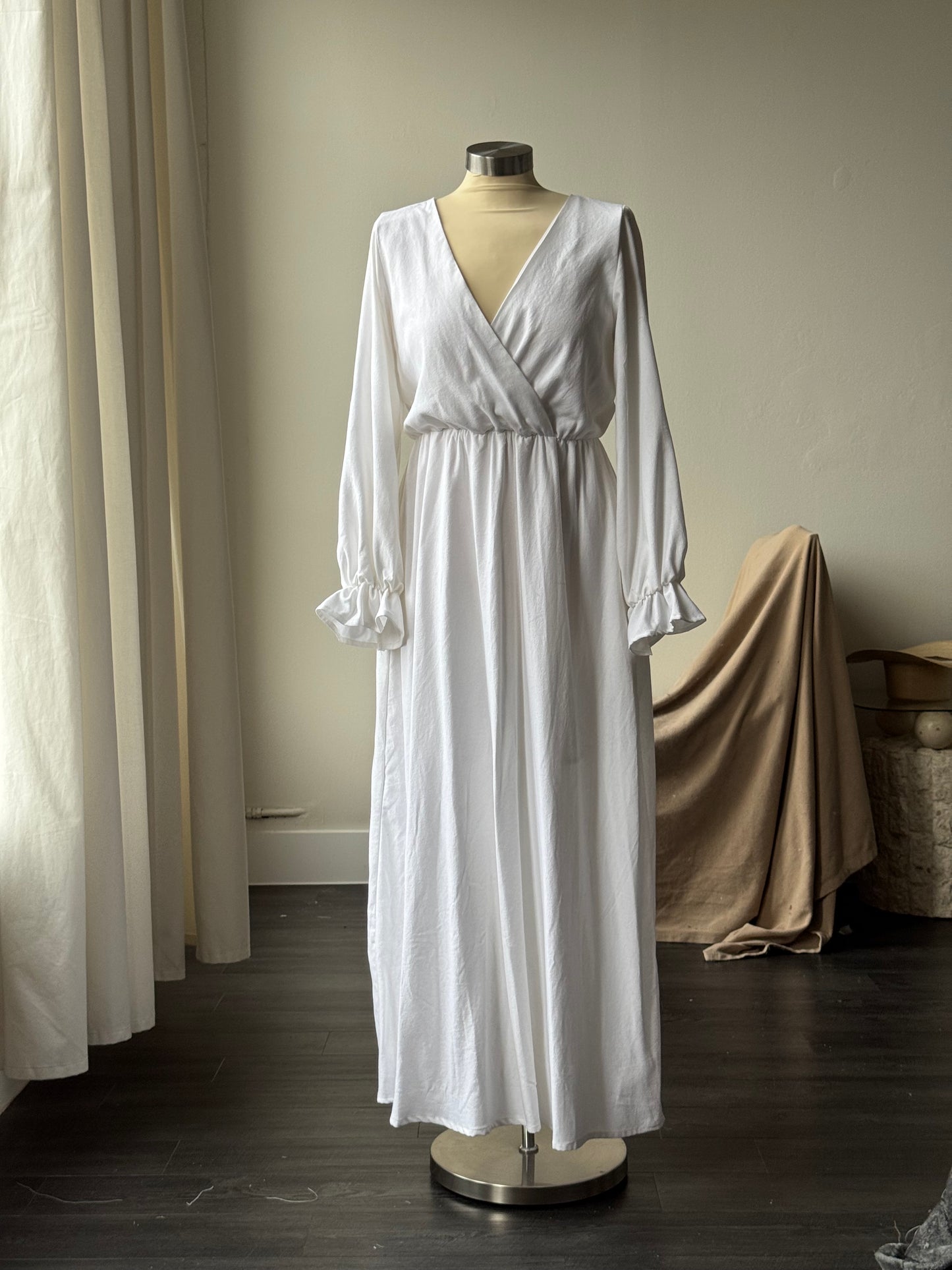 Marie Cotton & Linen Handcrafted Maximize Dress In White